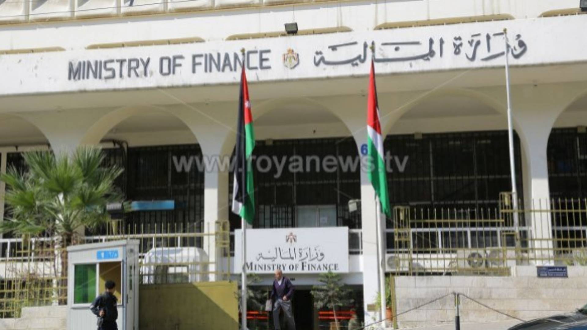 ارتفاع ملحوظ في حجم الإيرادات المحلية في نهاية أيار - إنفوجرافيك