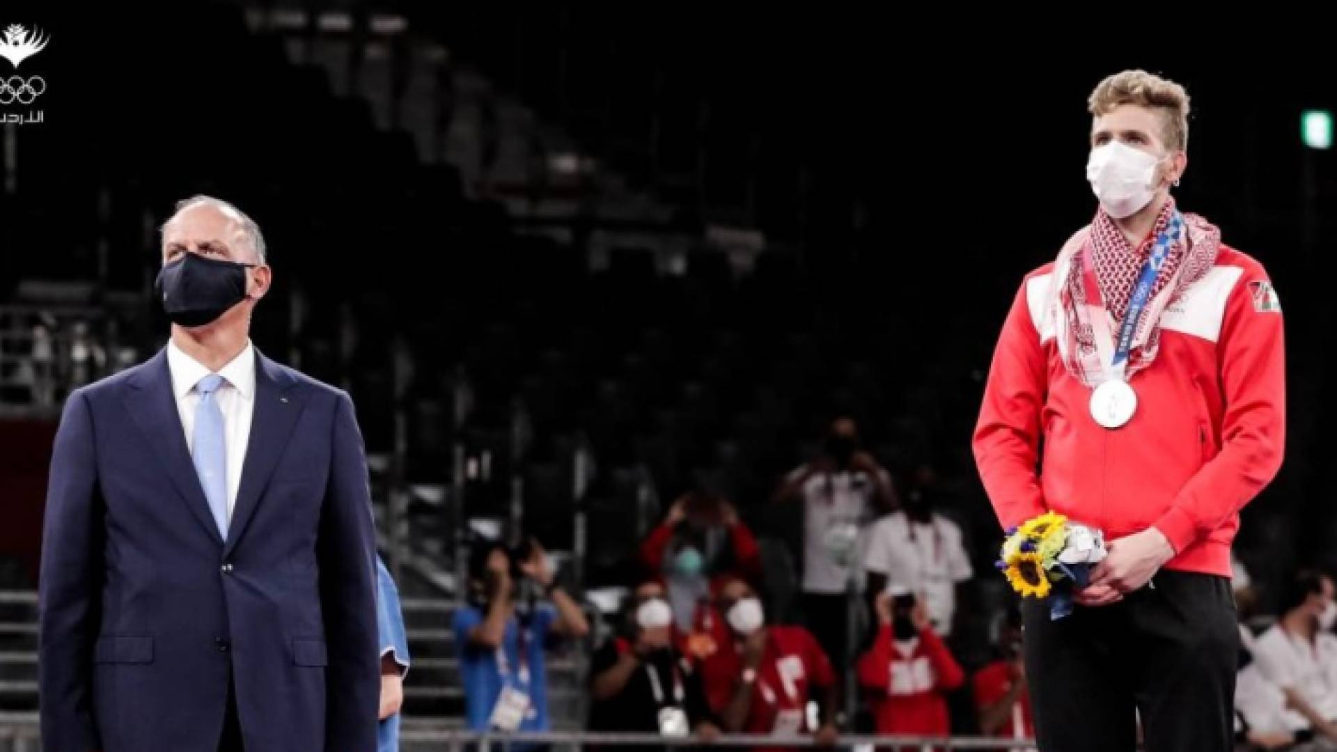 الأمير فيصل يكرم الشرباتي