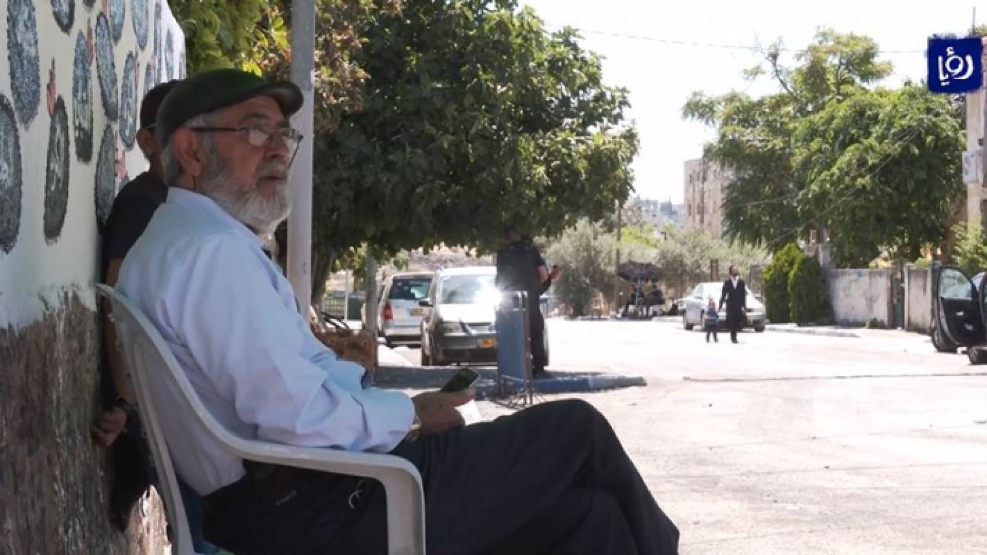 الاحتلال يواصل انتهاكاته بحق أهالي حي الشيخ جراح