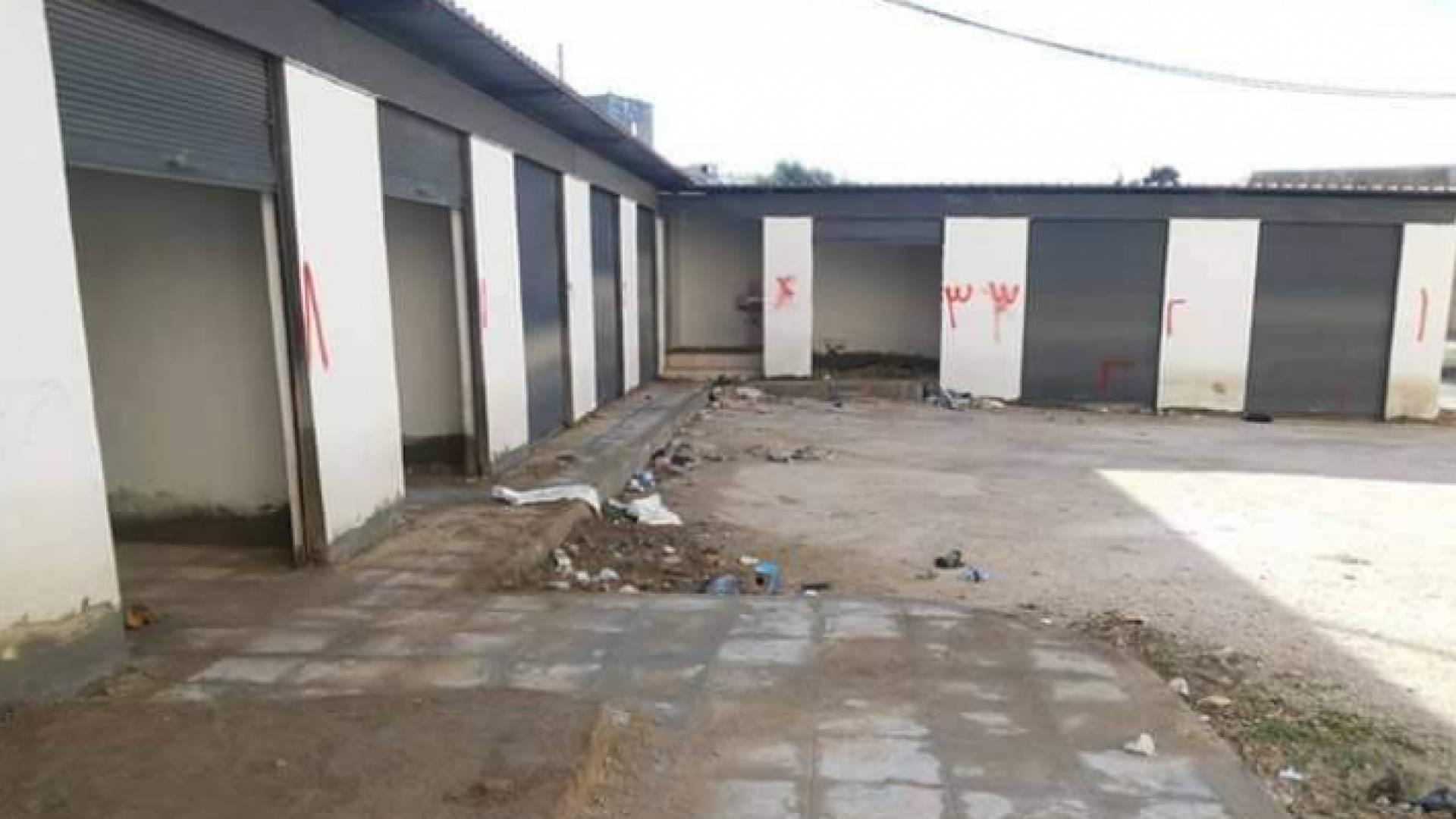 سوق الخضراوات في دير أبي سعيد