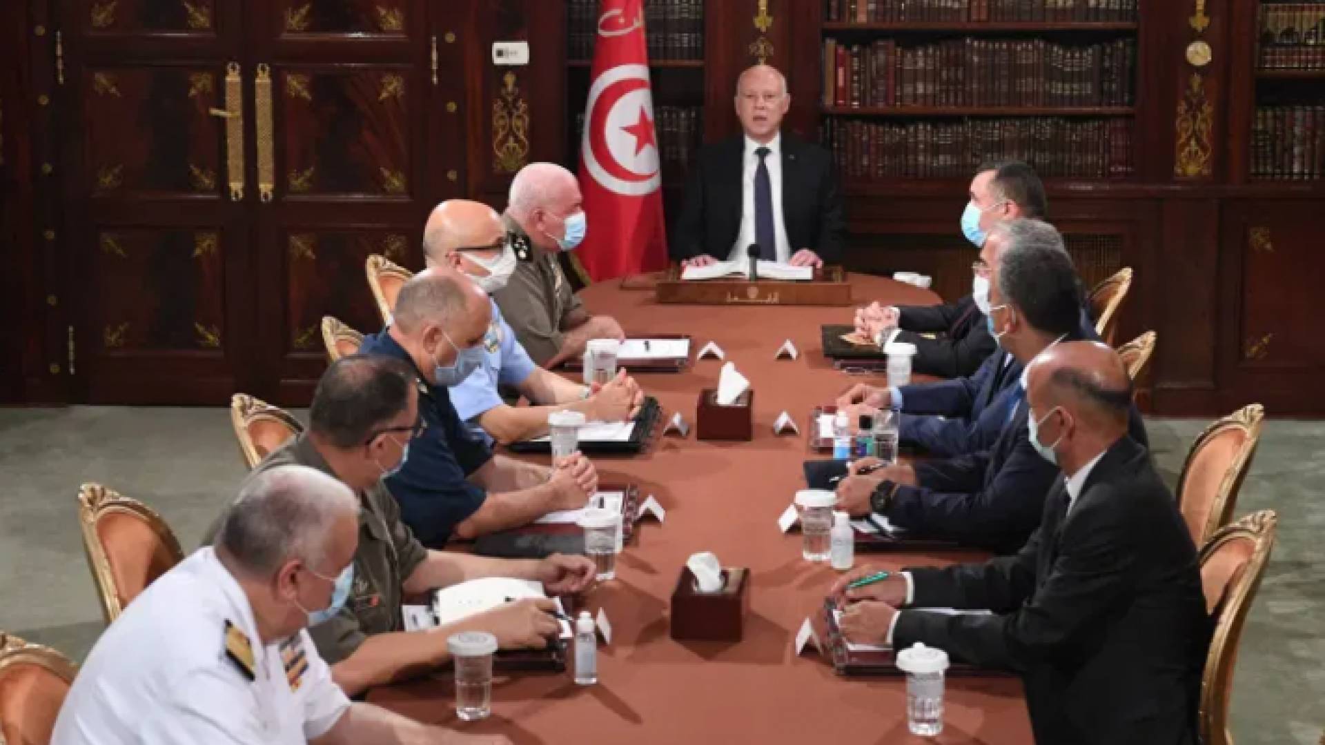 الاجتماع الذي أعلن فيه سعيد عن قراراته