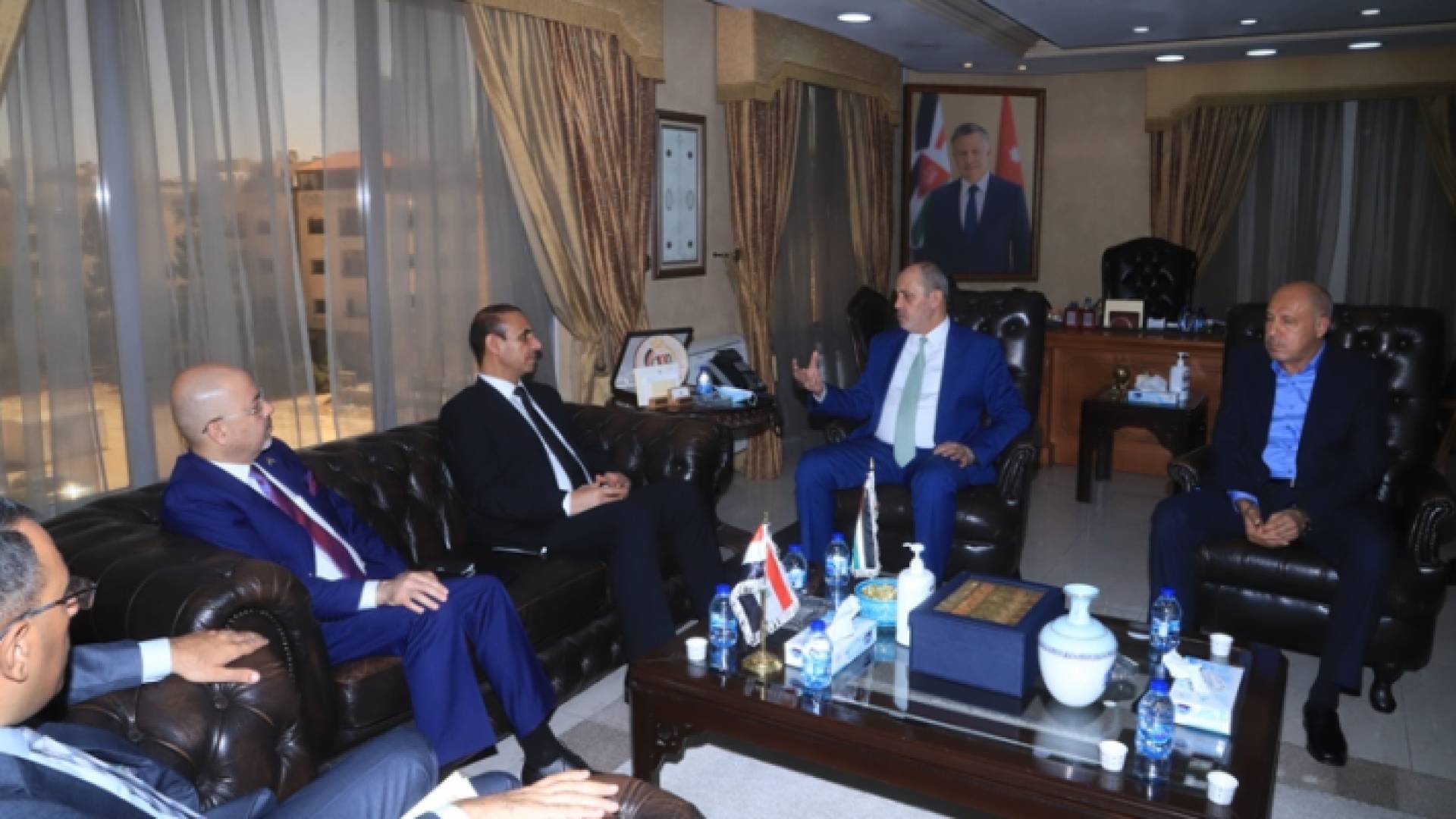 لقاء وزير العمل مع نظيره العراقي