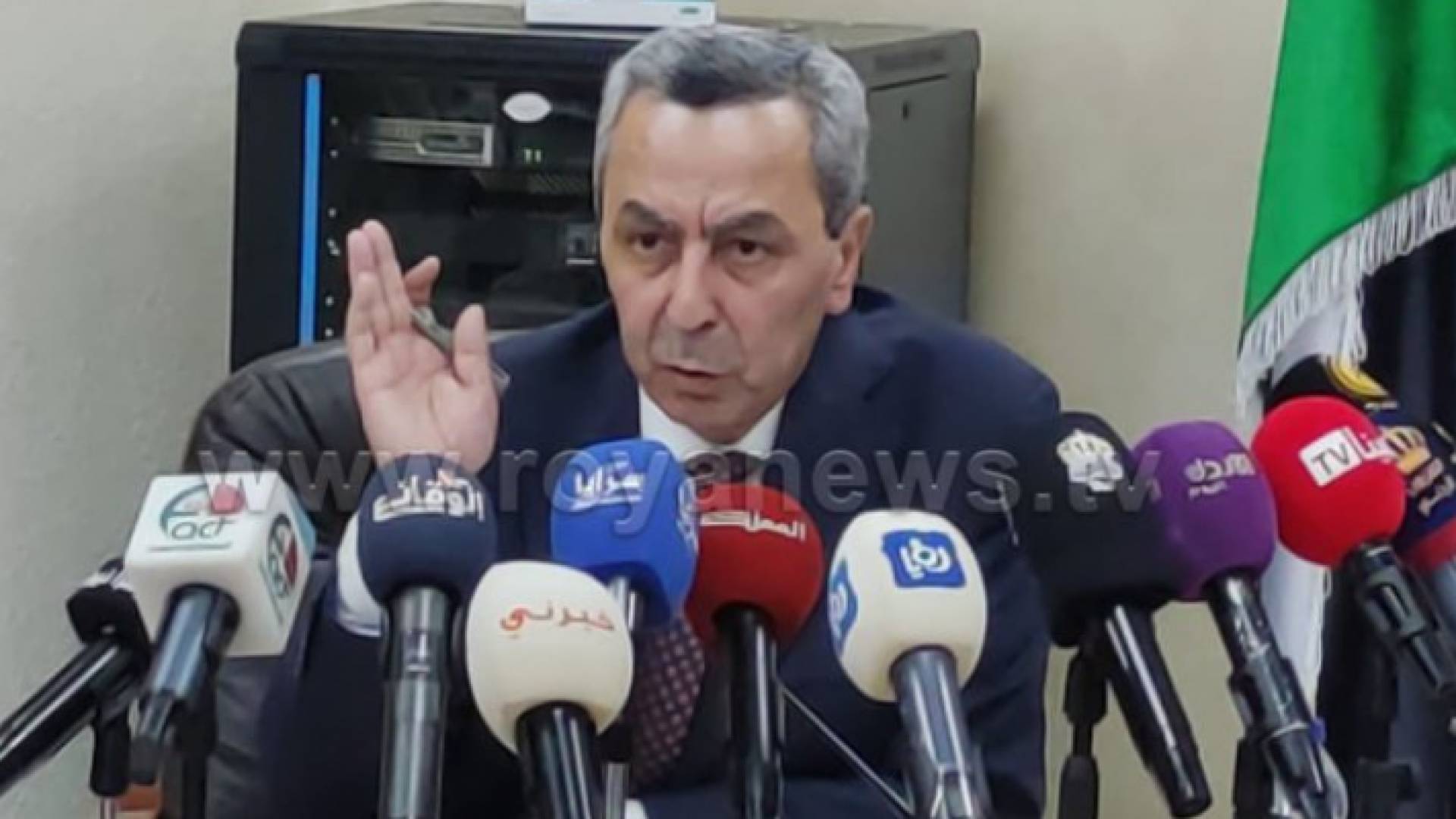 محمد ابو قديس وزير التربية