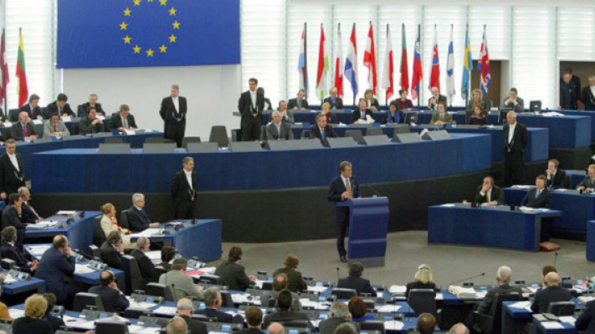 انخفاض معدل البطالة بدول الاتحاد الأوروبي