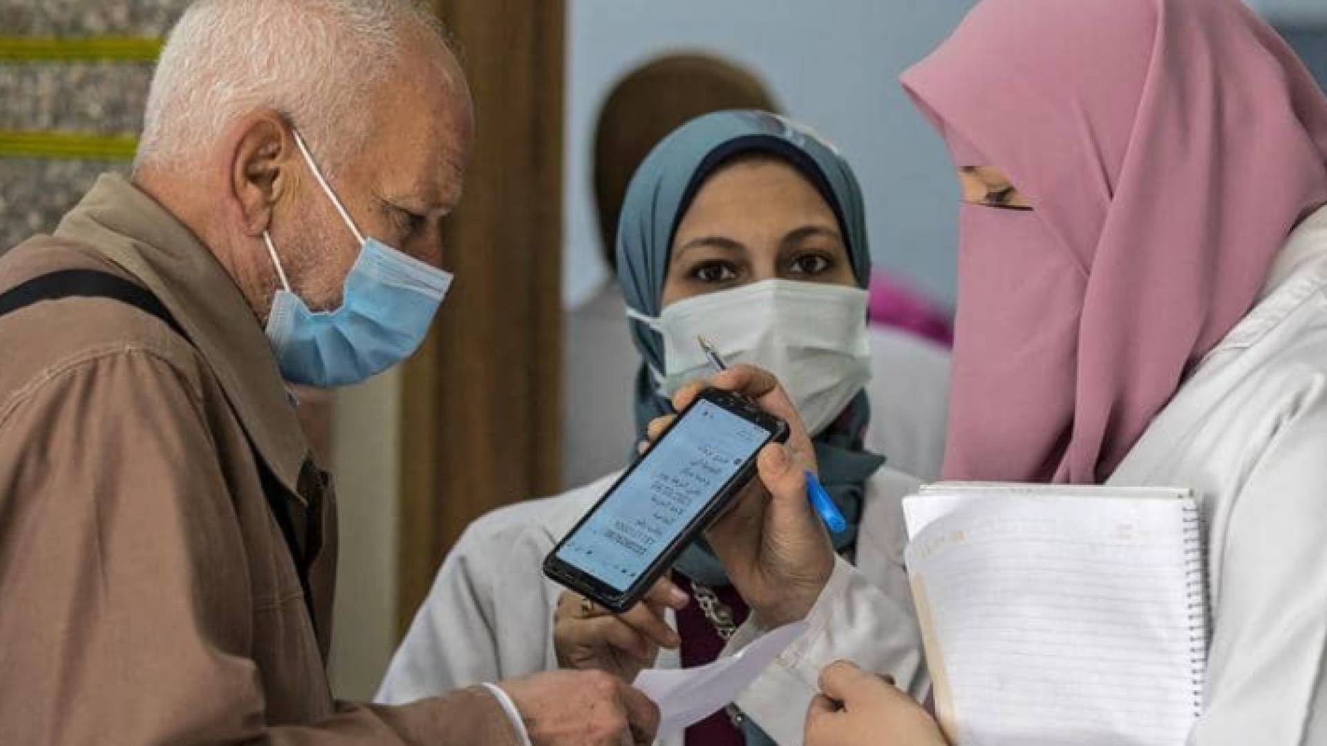 حملة التطعيم ضد كورونا في مصر