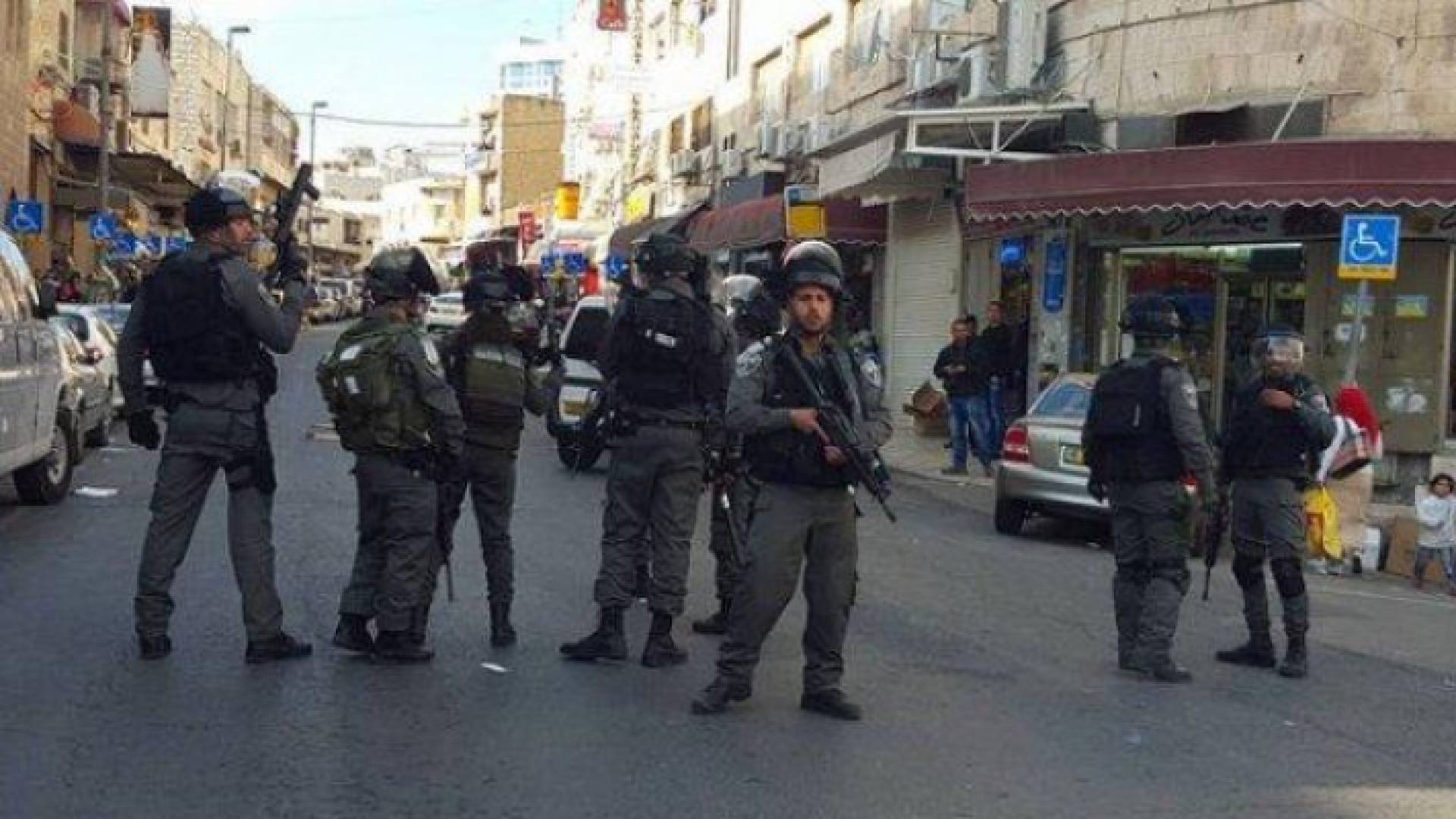 اللجنة الملكية لشؤون القدس: تهويد شارع صلاح الدين هدفه القضاء على الهوية العربية