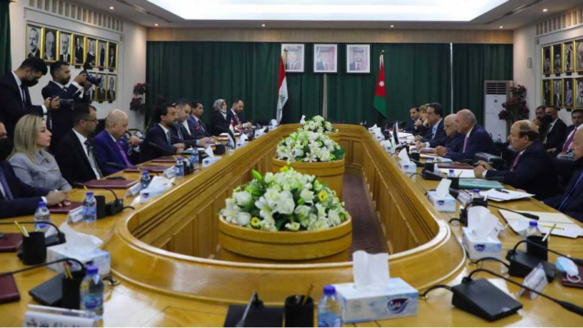 جانب من اللقاء