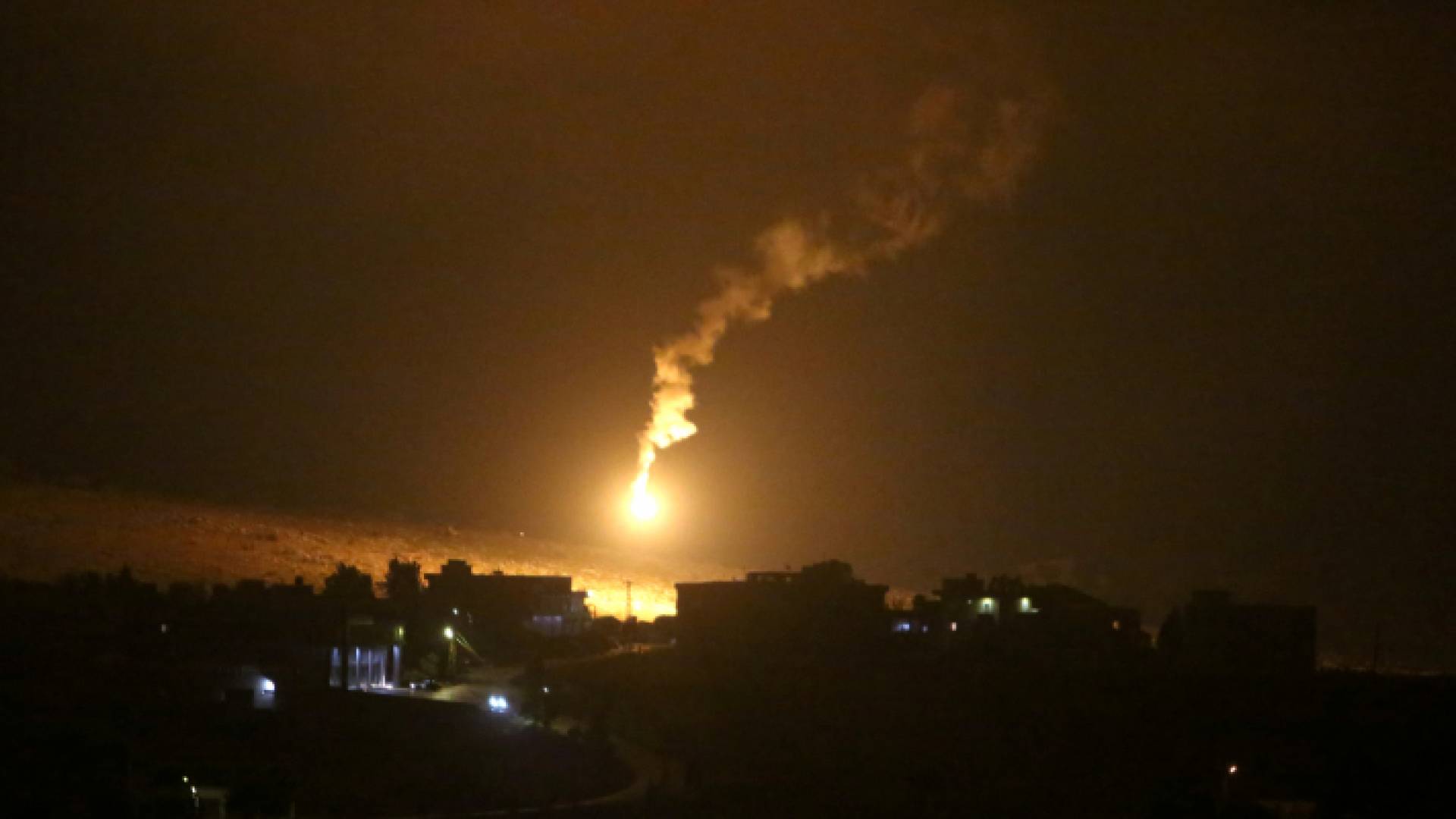 سماع دوي انفجارات على الحدود اللبنانية - ارشيفية