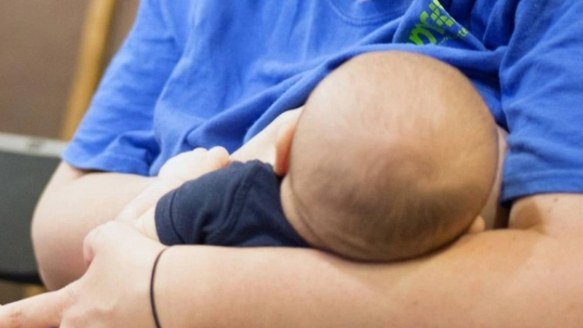 الرضاعة الطبيعية - تعبيرية