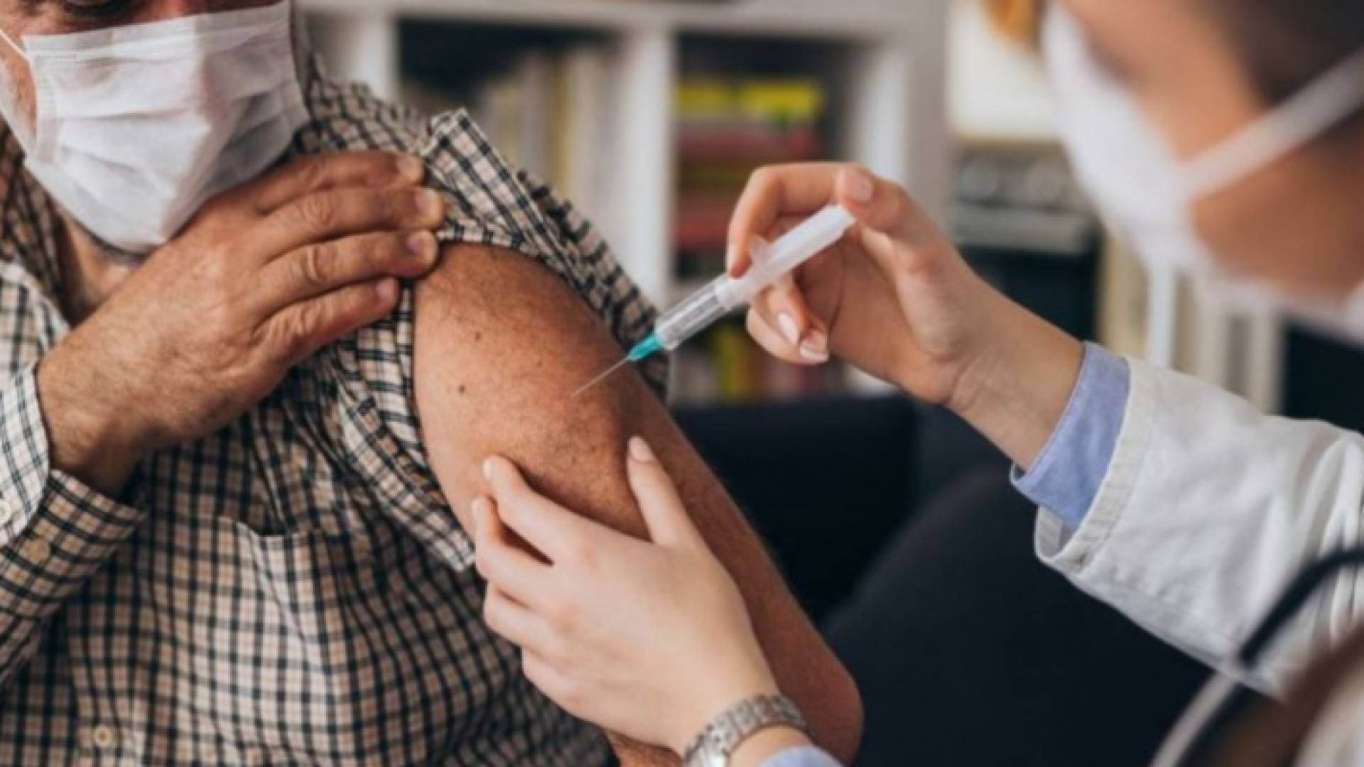 مهم من "الصحة" لمن لم تخلف عن تلقي الجرعة الأولى من لقاح كورونا