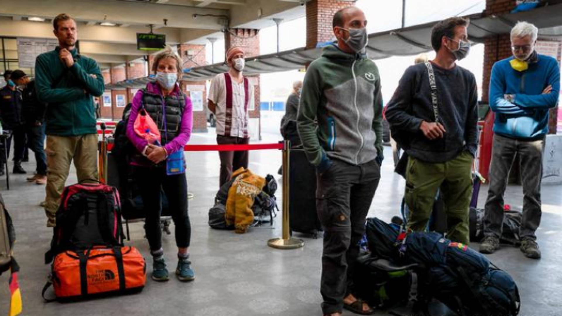 مسافرين - ارشيفية