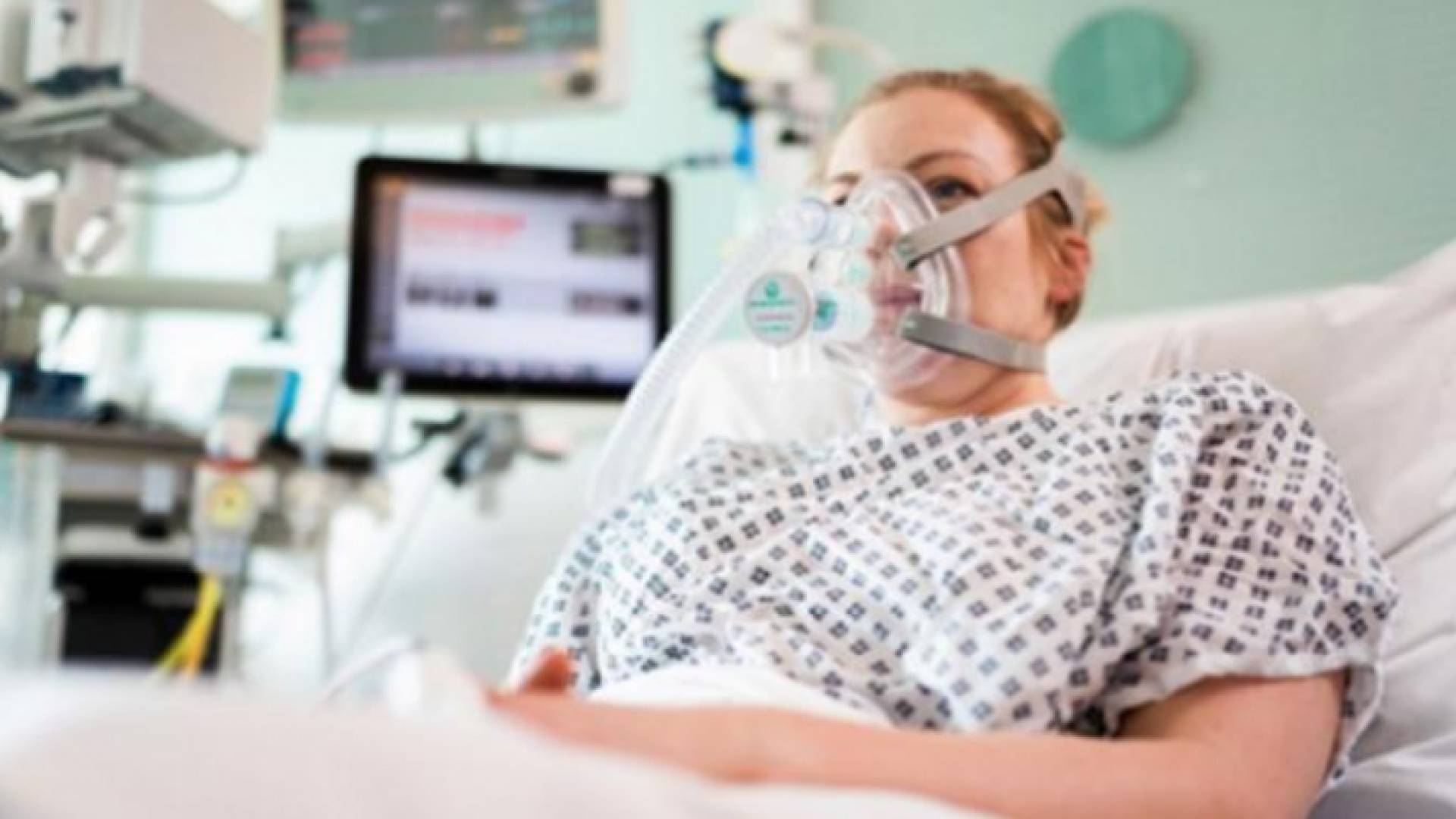 مريض كورونا يتلقى العلاج - ارشيفية