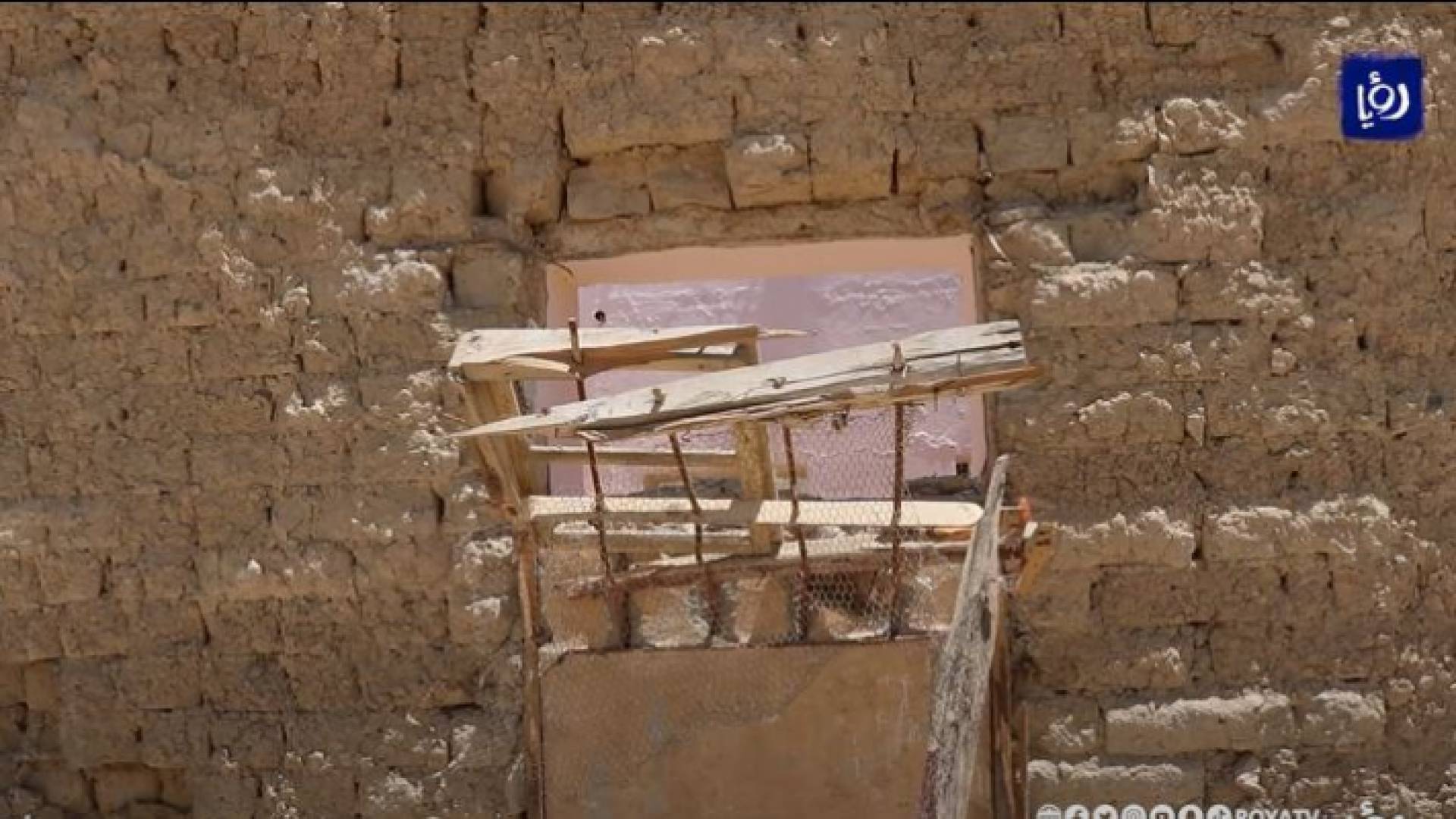 بلدية معان تنفذ حملة لإزالة المباني الآيلة للسقوط وسط ترحيب المواطنين