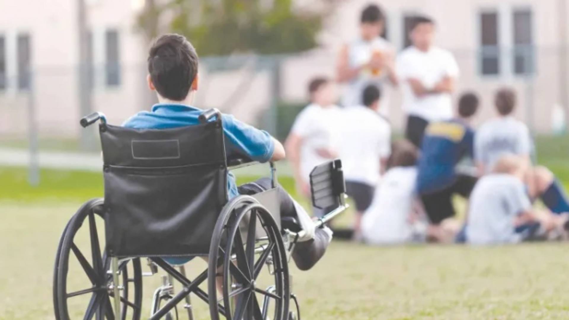 شخص من ذوي الإعاقة - ارشيفية