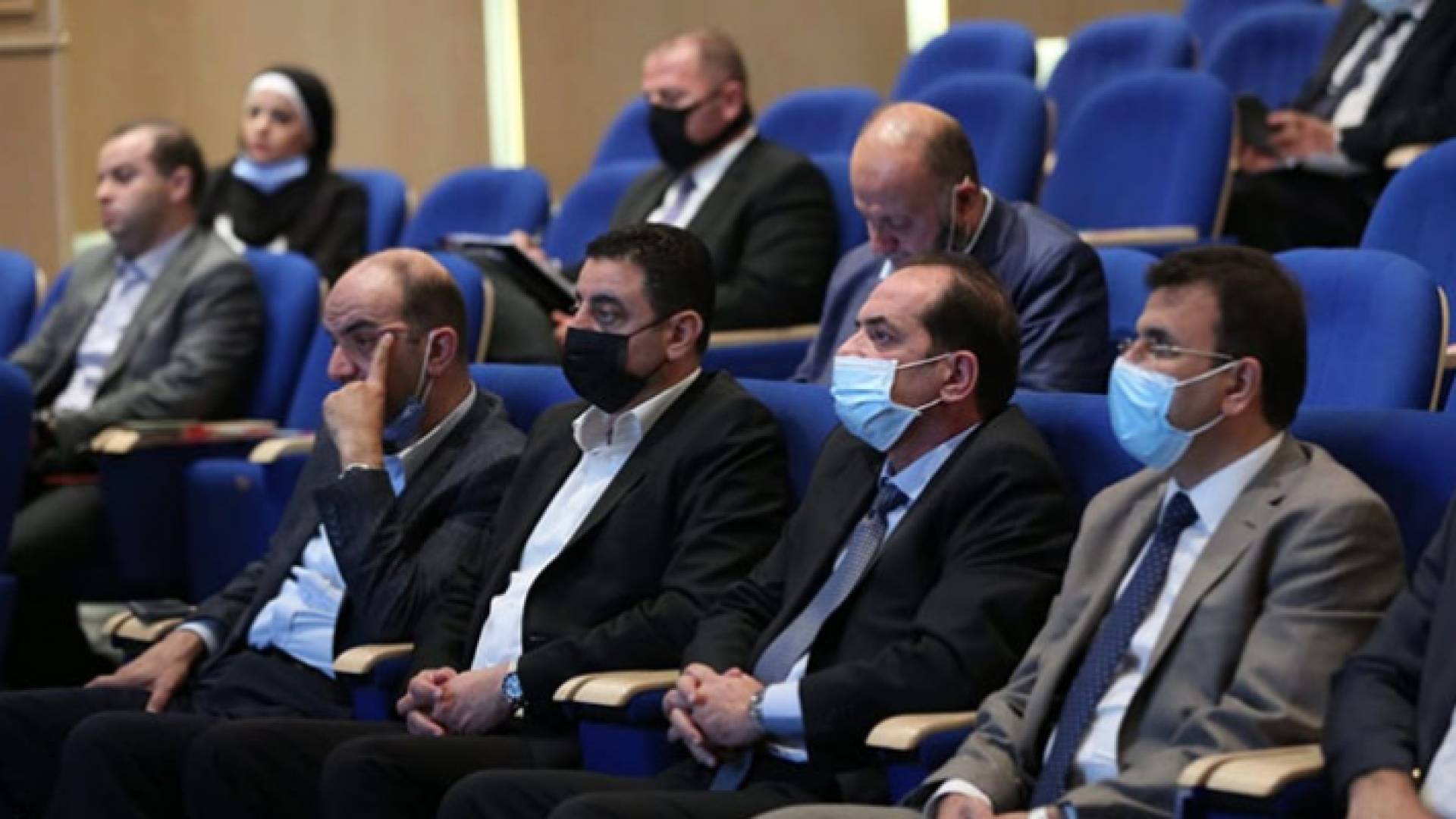 أعضاء في غرفة صناعة الأردن