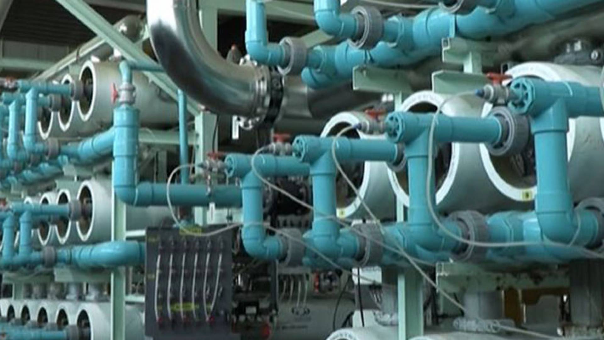 كيف تمكنت سنغافورة من تحويل الصرف الصحي إلى مياه فائقة النظافة؟