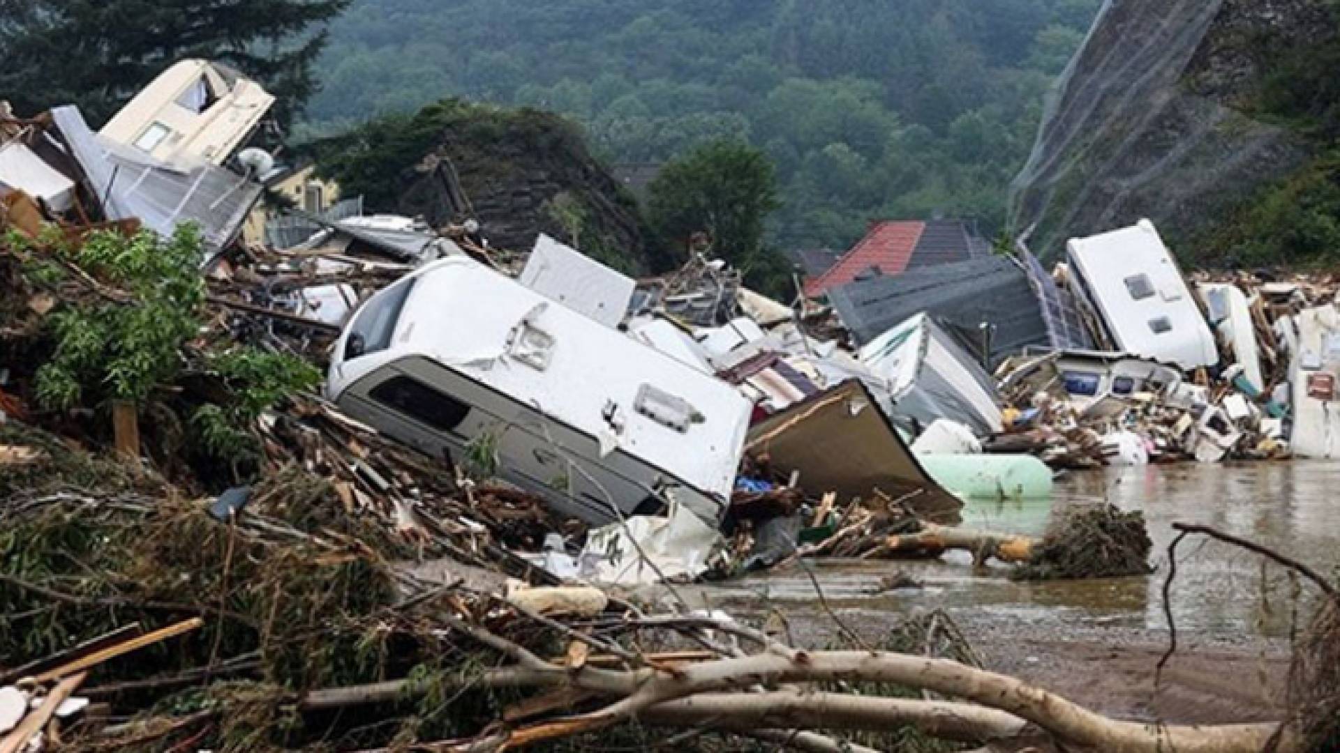 الكوارث الطبيعية سببت خسائر بقيمة 77 مليار دولار في النصف الأول من 2021