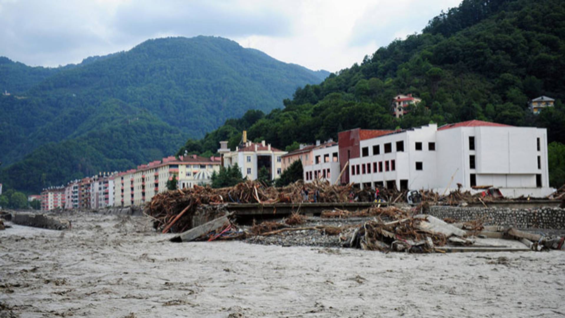 فيضانات تركيا