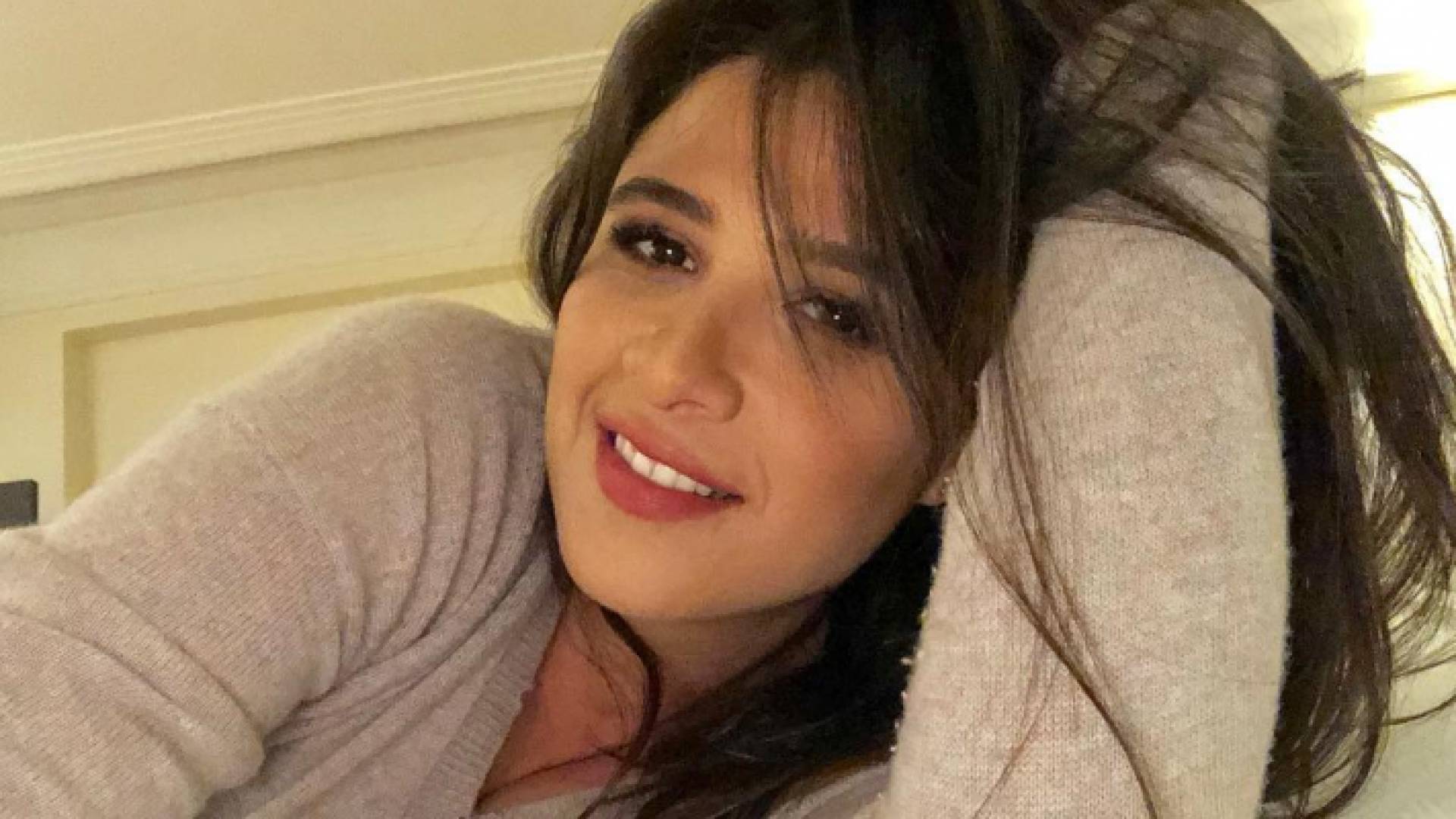 الفنانة ياسمين عبد العزيز