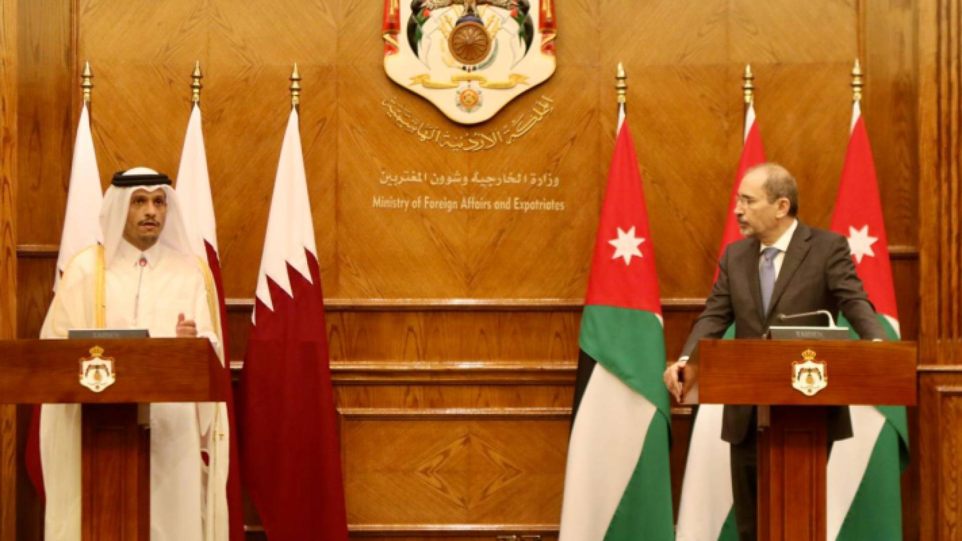وزير الخارجية وشؤون المغتربين أيمن الصفدي ونظيره القطري الشيخ محمد بن عبد الرحمن آل ثاني