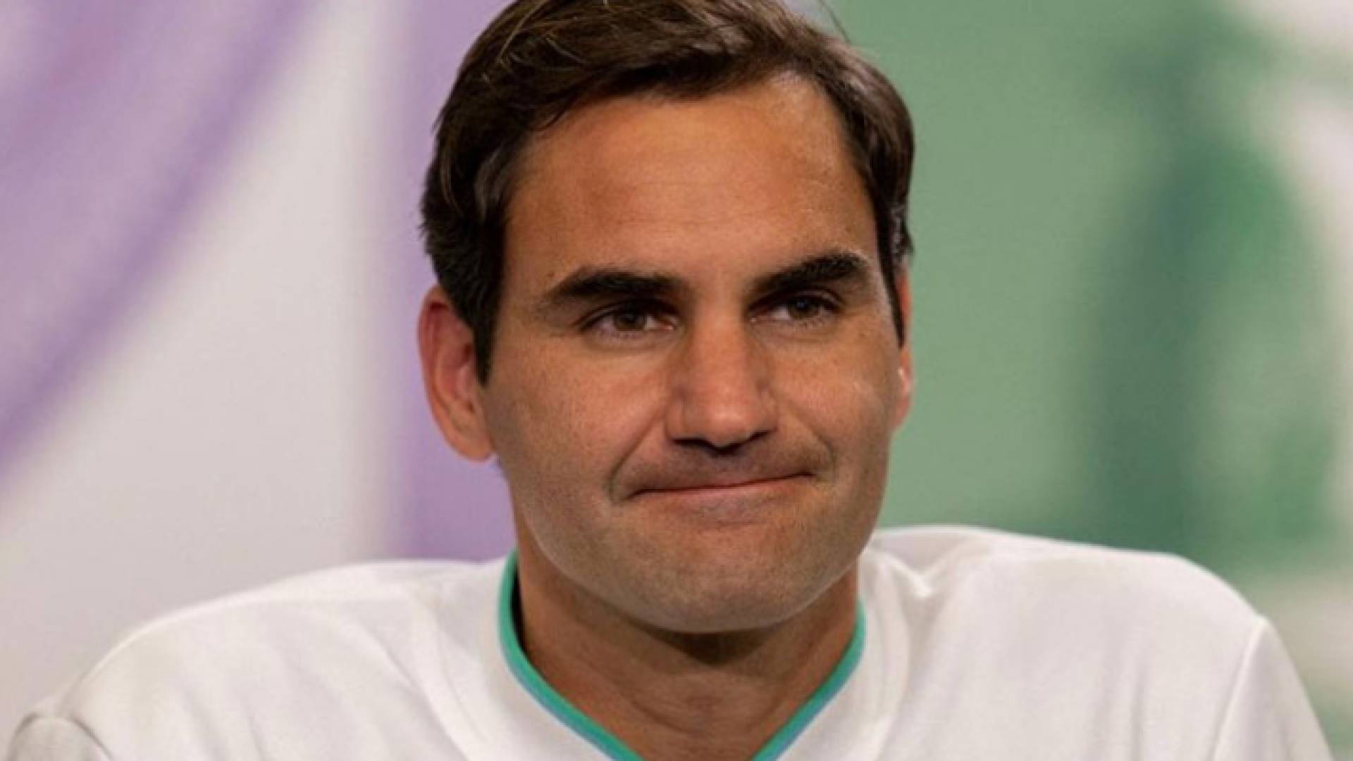 نجم كرة المضرب السويسري روجيه فيدرير