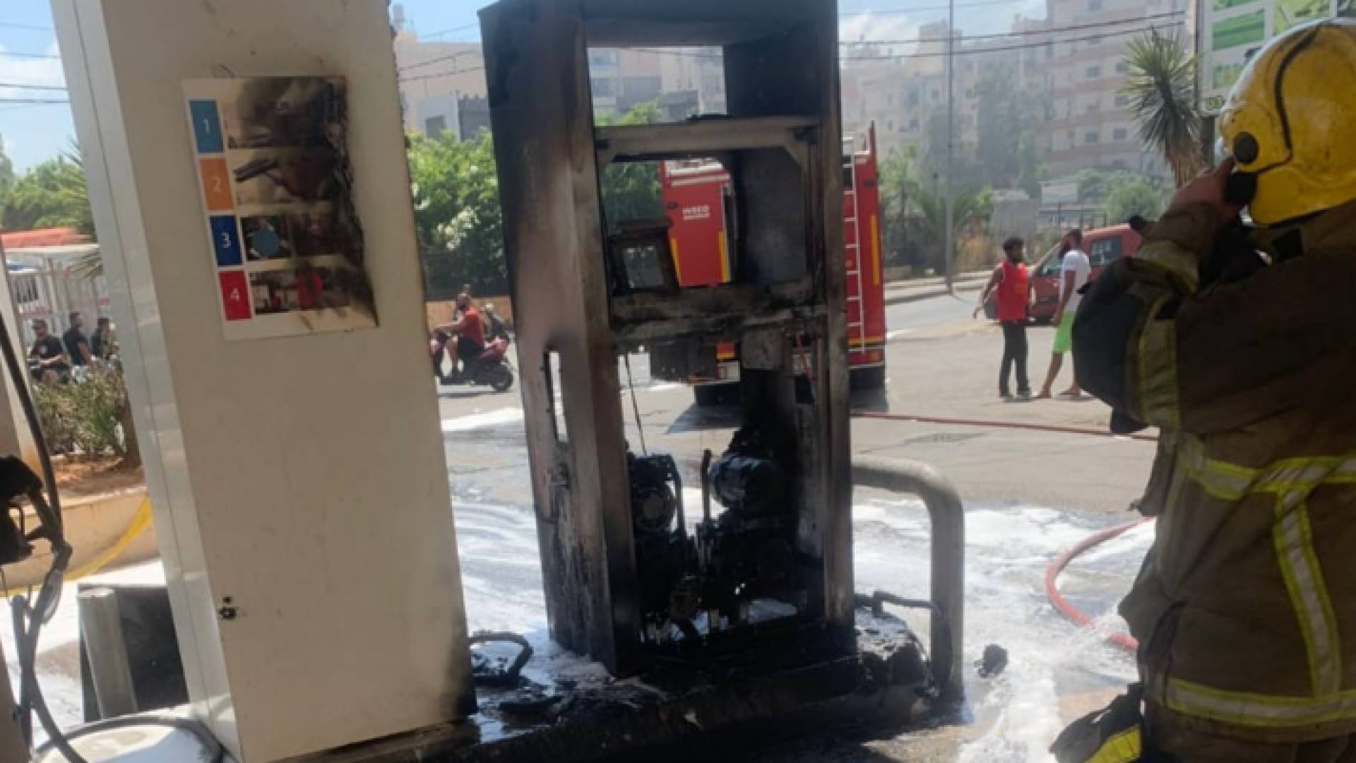 جرحى بإطلاق نار على محطة وقود في لبنان