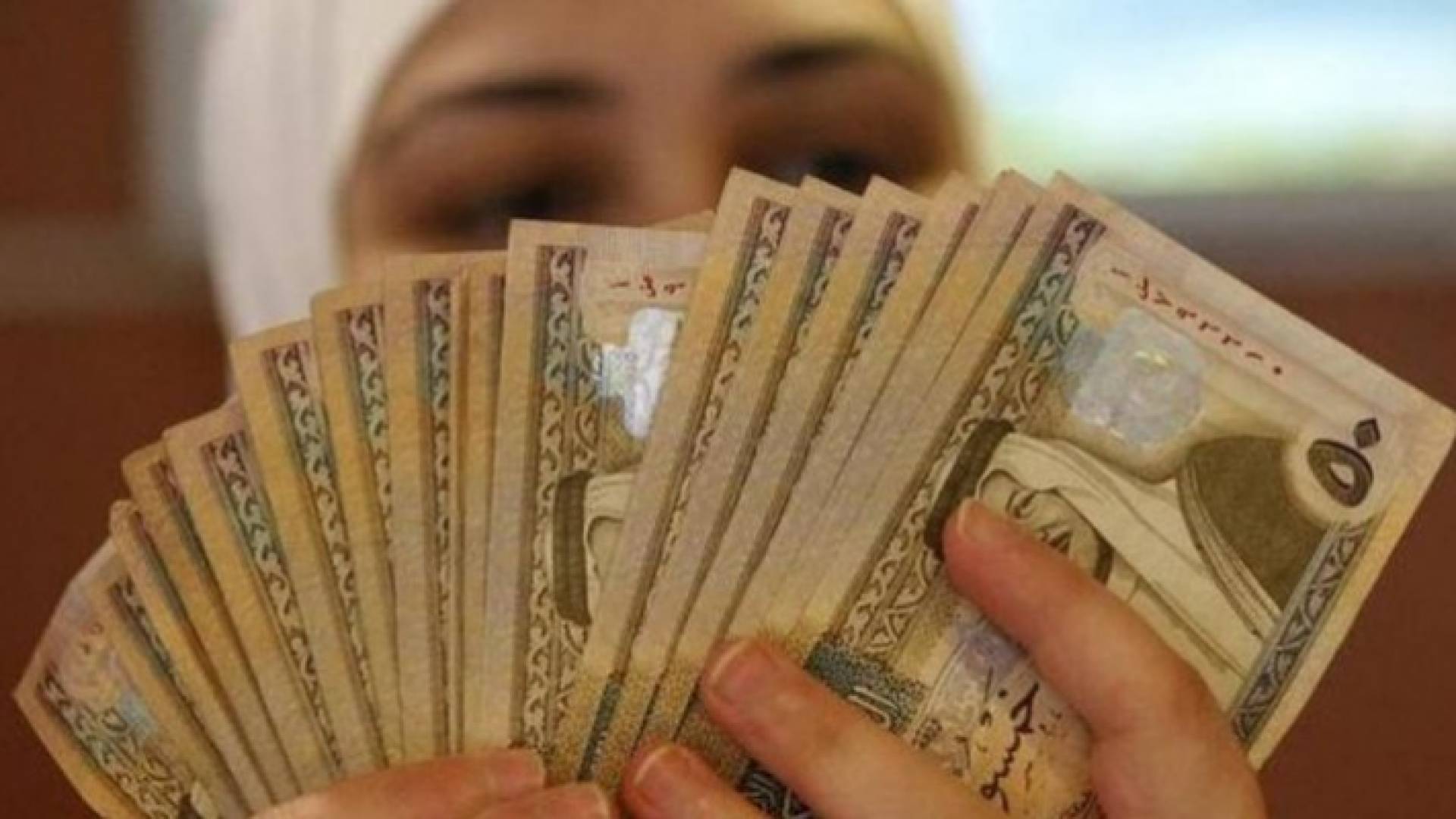 رواتب النساء في الأردن - أرشيفية