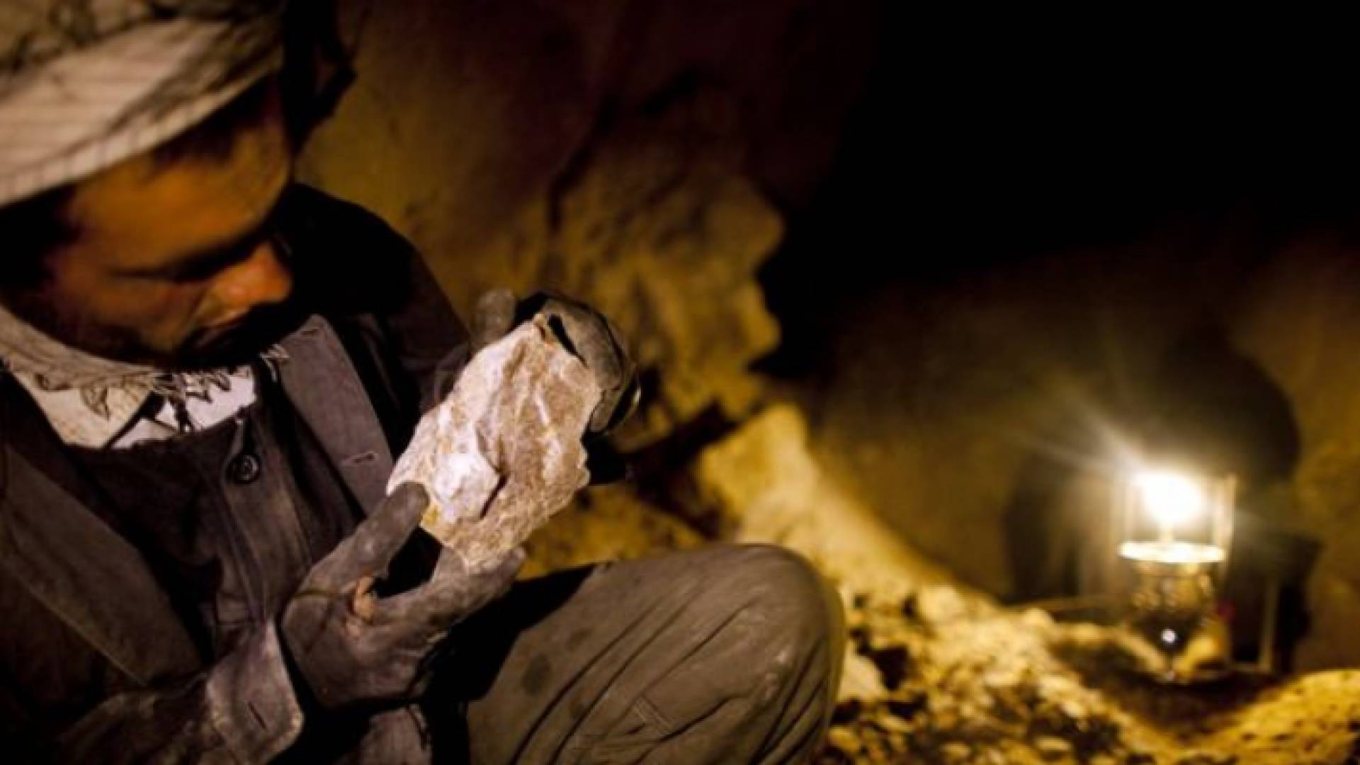 مناجم الليثيوم في أفغانستان