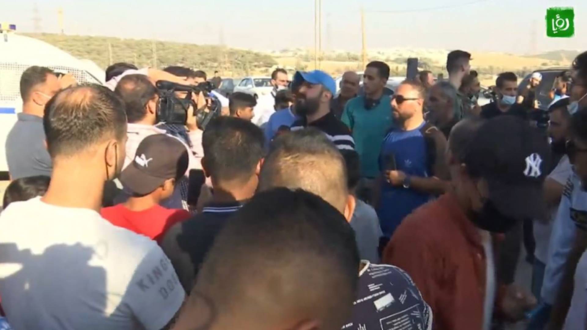 الصورة من الاعتصام