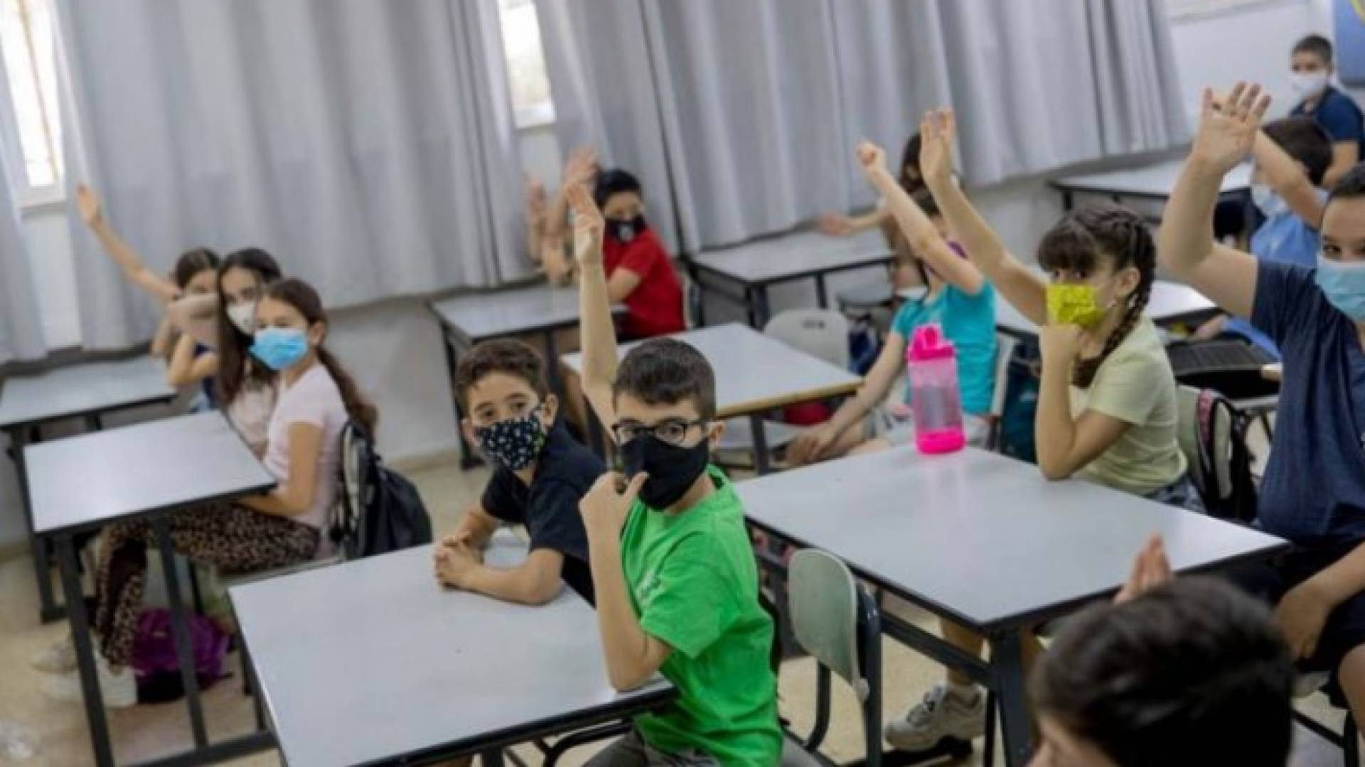 لبنان يعلن عودة الطلبة للتعليم الحضوري في أيلول المقبل