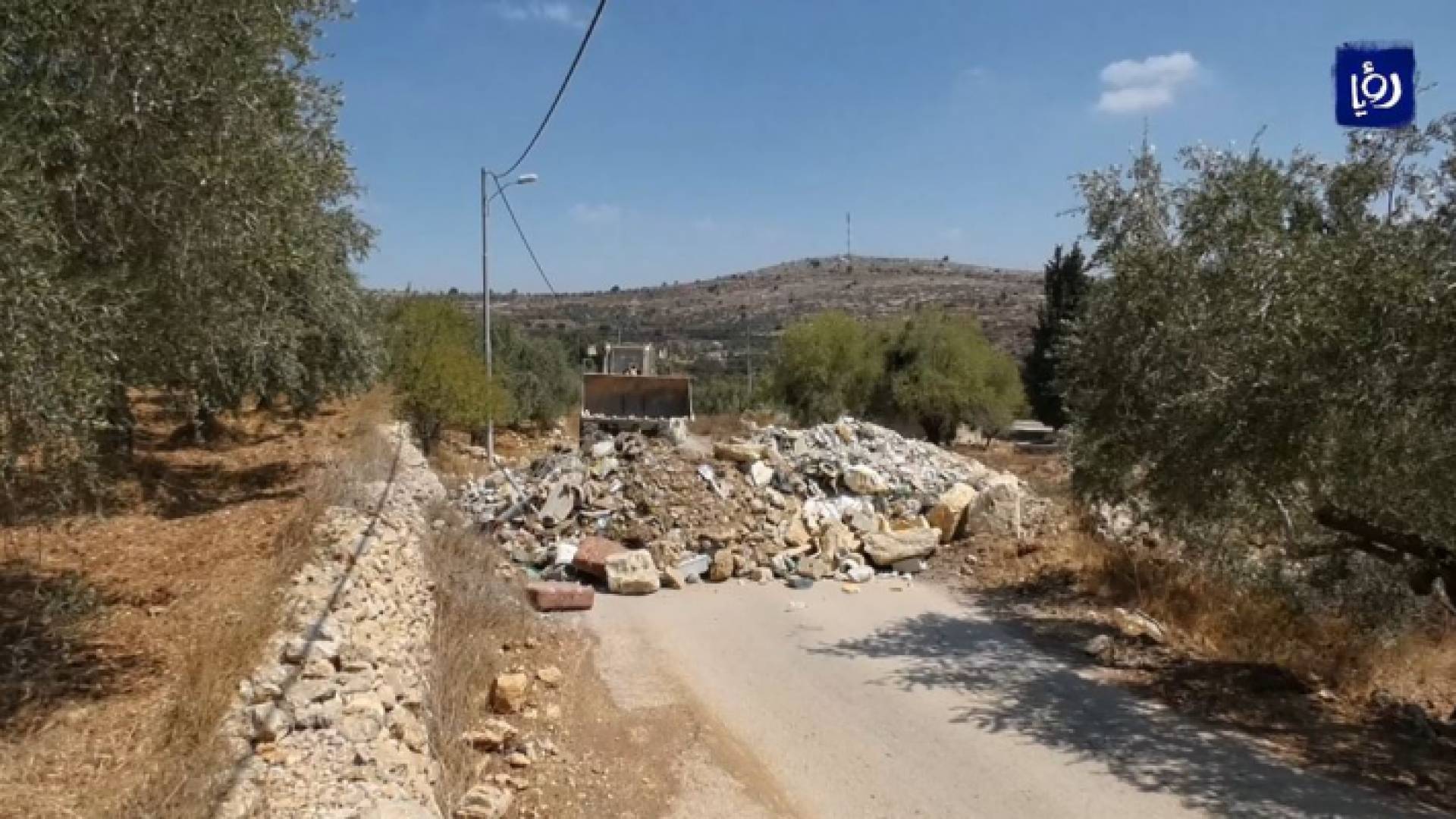 الاحتلال يغلق مداخل بلدة سنجل شمال شرق مدينة رام الله