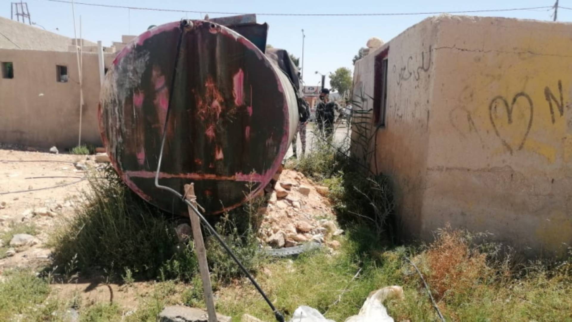 ضبط اعتداءات جديدة على خطوط رئيسية في الكرك ومعان والزرقاء