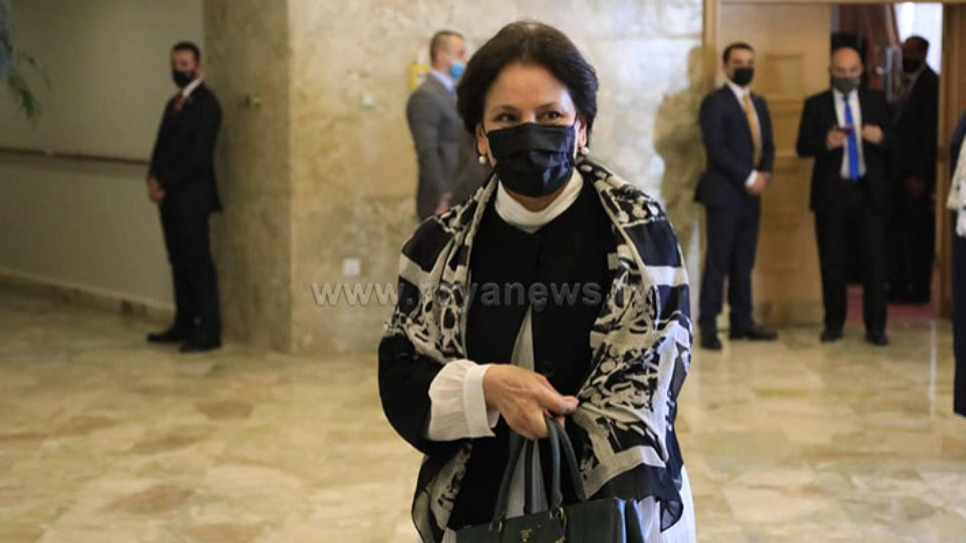 وزير الطاقة والثروة المعدنية هالة زواتي