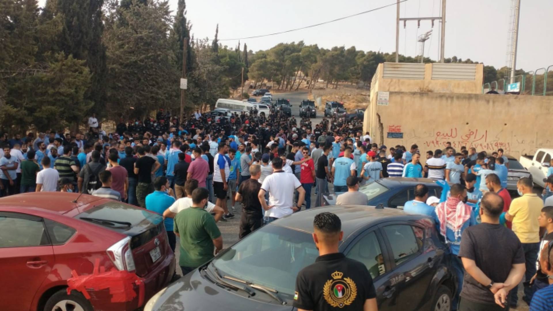 وقفة احتجاجية لجماهير الفيصلي