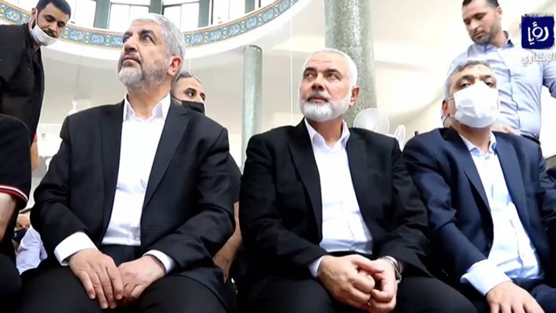 اسماعيل هنية و خالد مشعل في جنازة ابراهيم غوشة