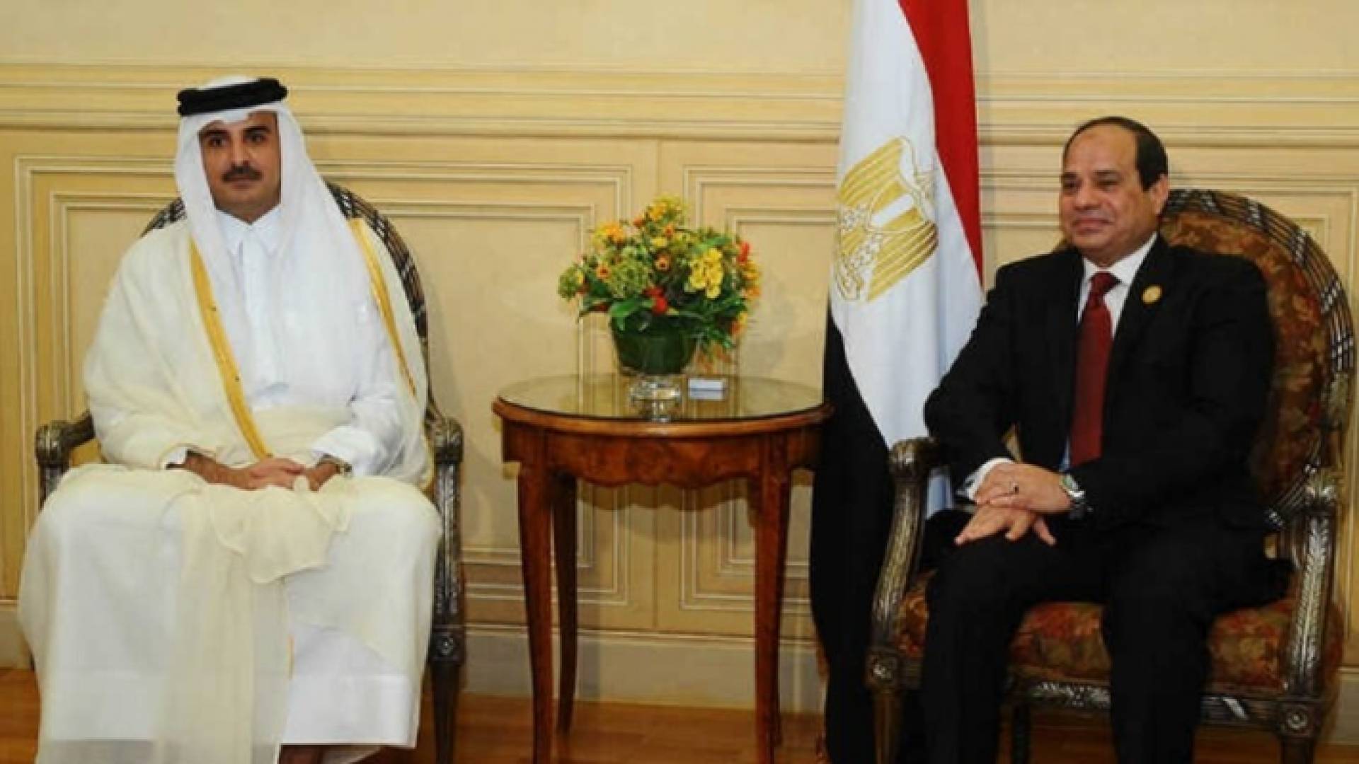 الرئيس المصري عبد الفتاح السيسي وأمير قطر الشيخ تميم بن حمد آل ثاني - ارشيفية