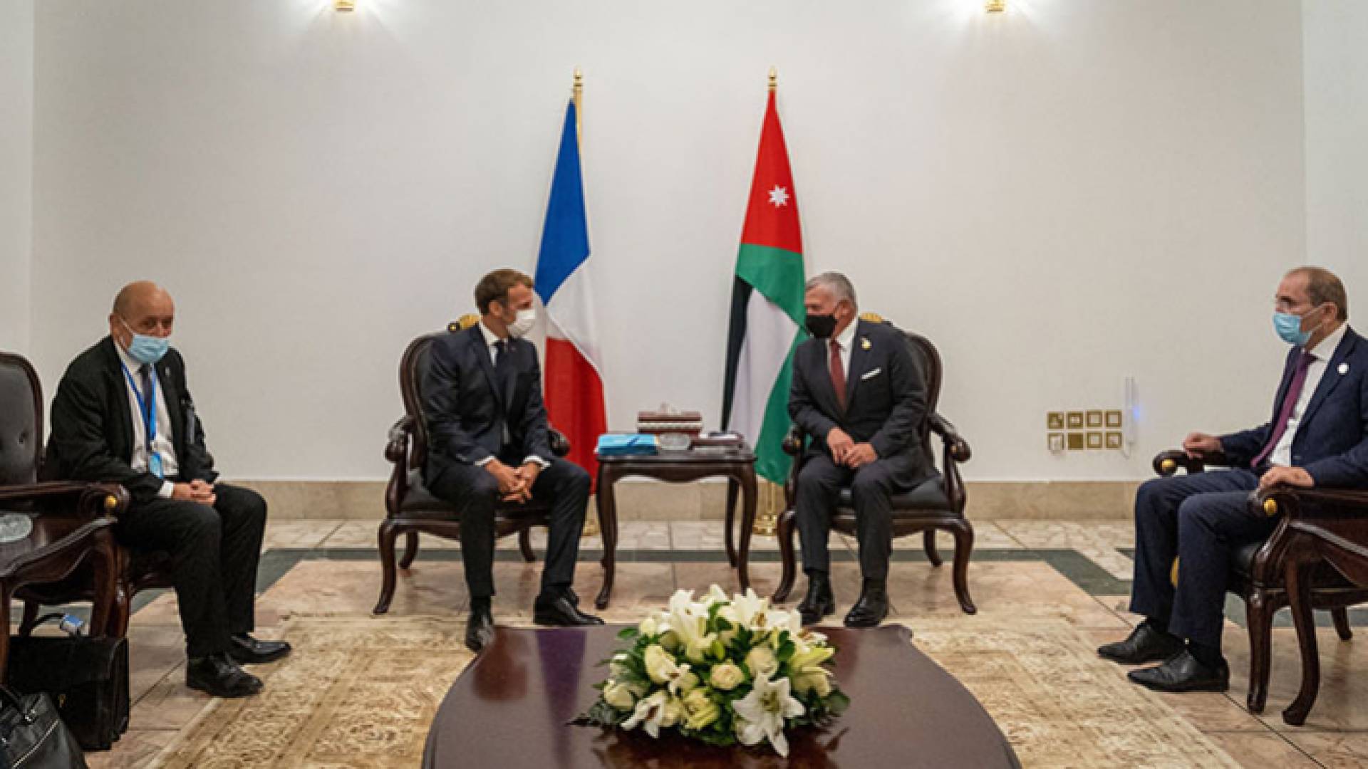 خلال لقاء جلالة الملك بالرئيس الفرنسي إيمانويل ماكرون