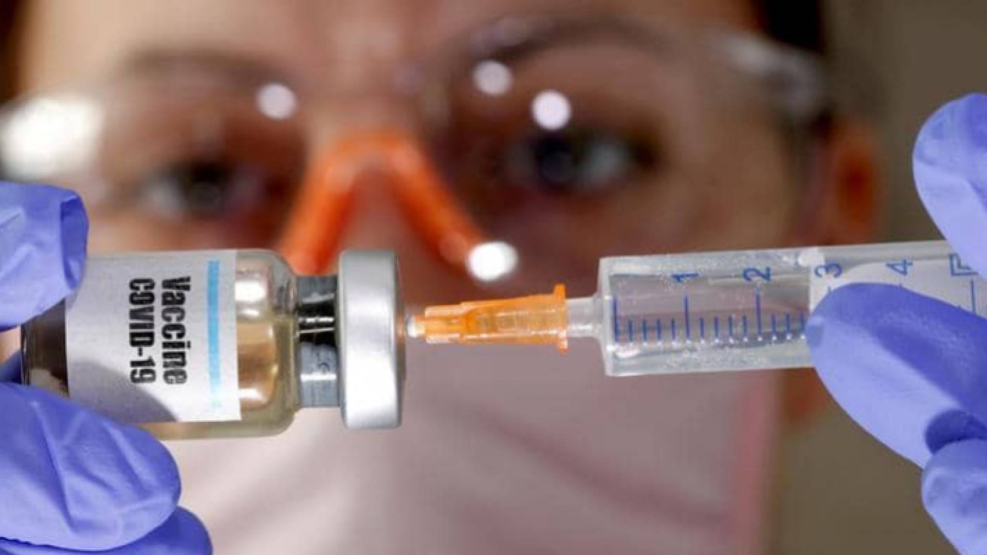 فرنسا تمنح إفريقيا 10 ملايين جرعة لقاح إضافية