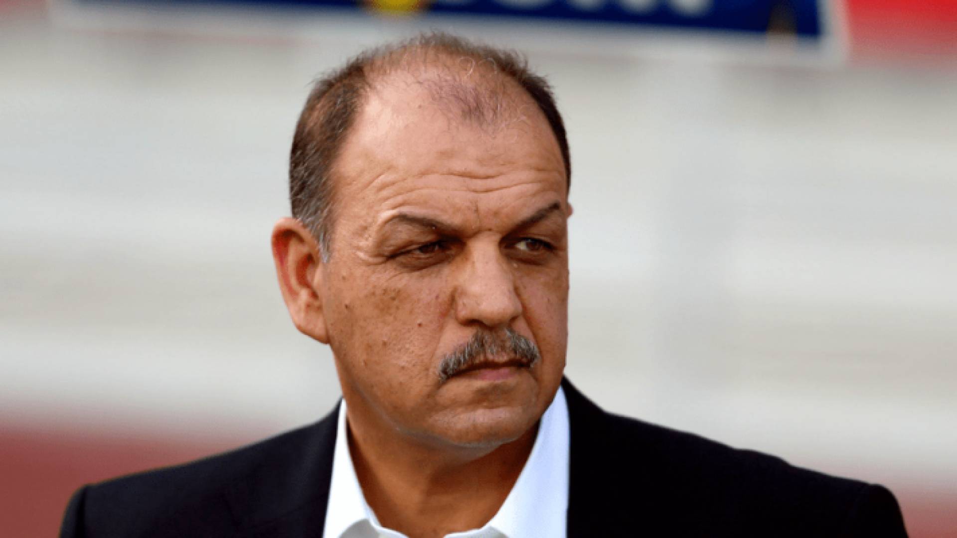 المدير الفني للمنتخب الوطني لكرة القدم عدنان حمد