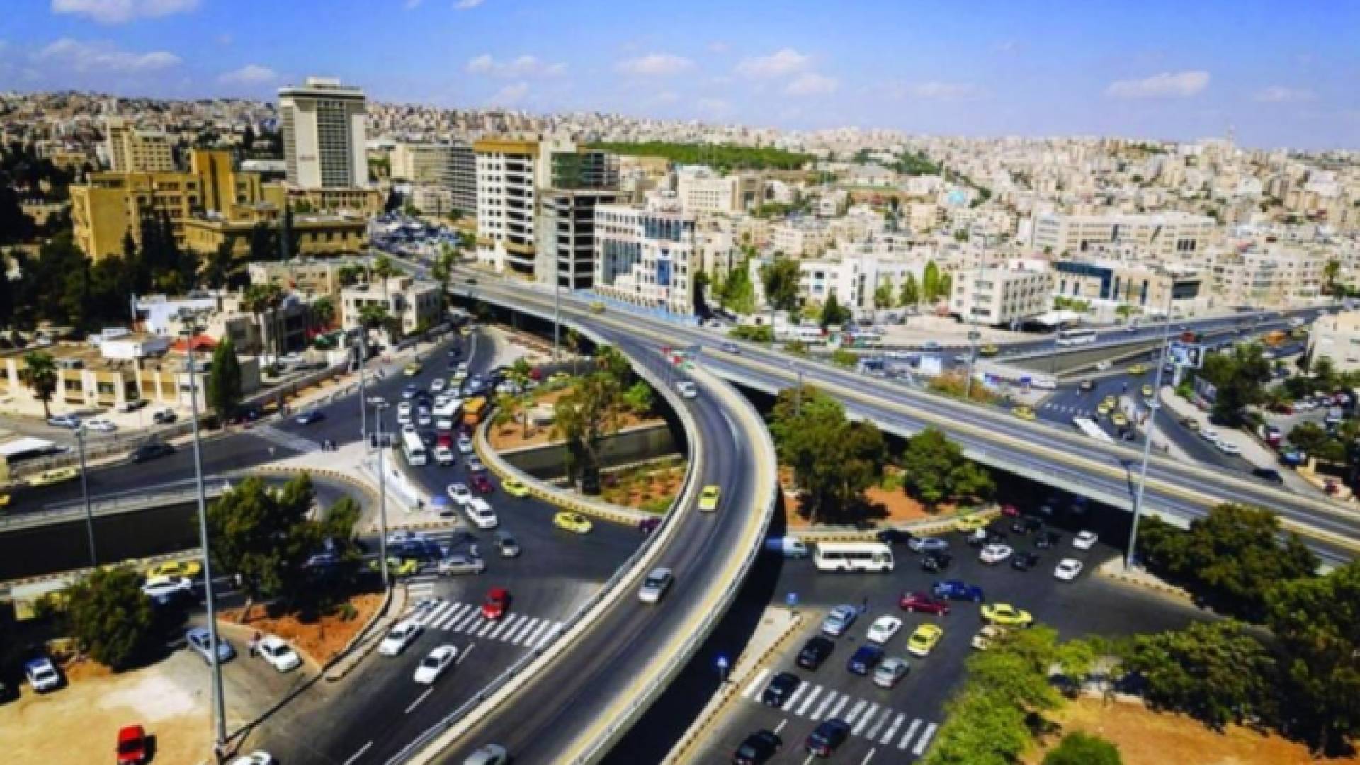 الحكومة تخاطب الأردنيين حول خطة فتح القطاعات