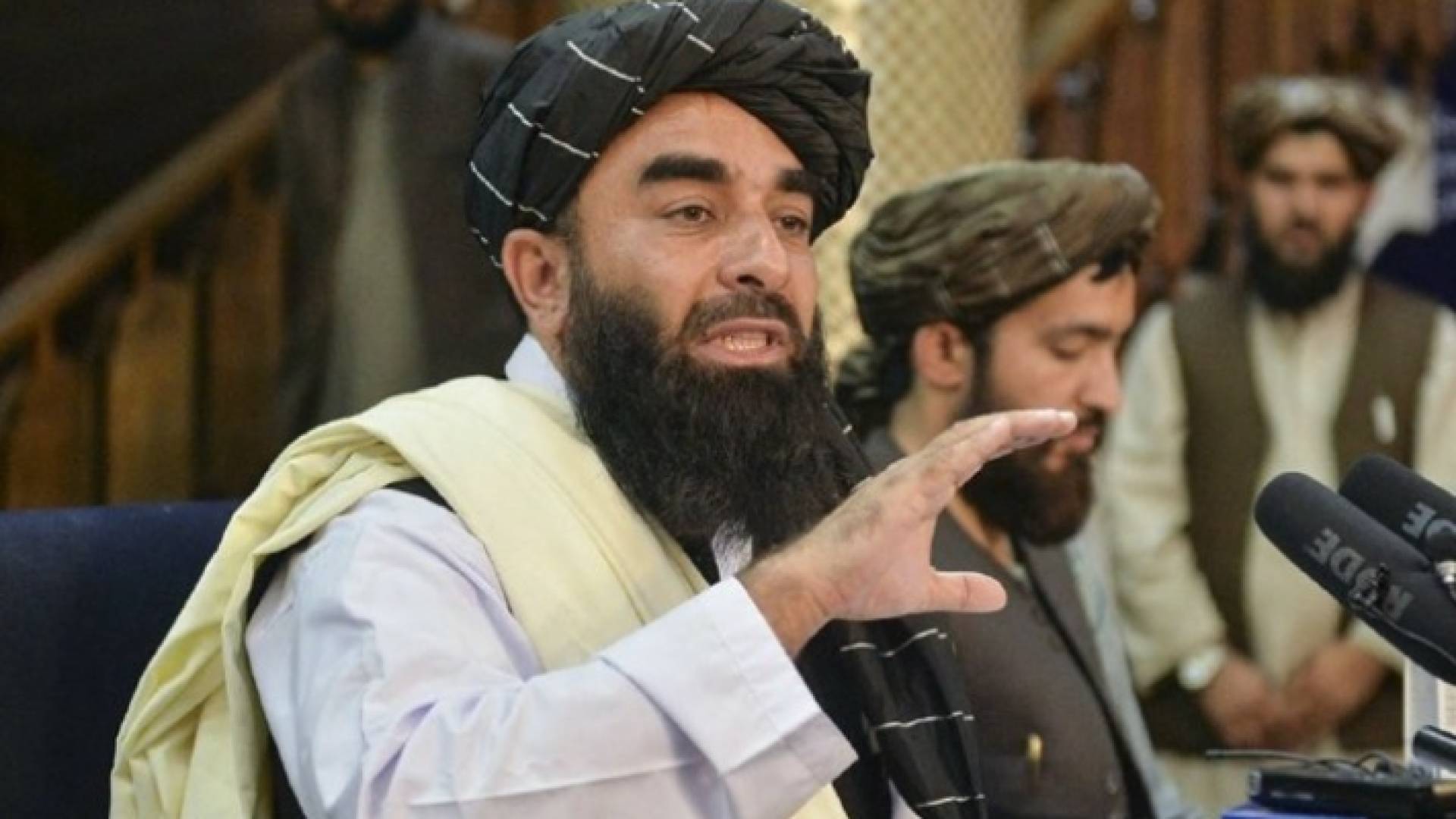 المتحدث باسم حركة طالبان ذبيح الله مجاهد