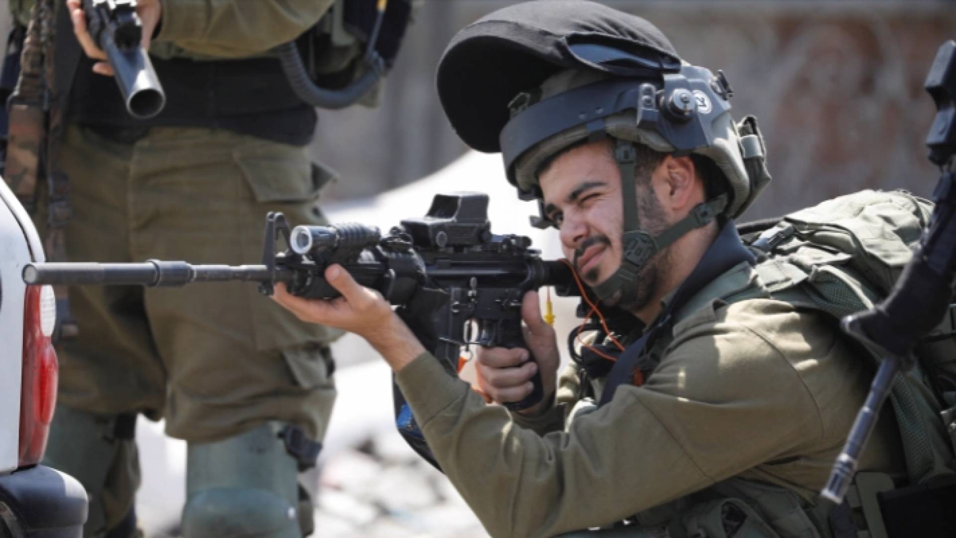 جندي من الاحتلال الاسرائيلي