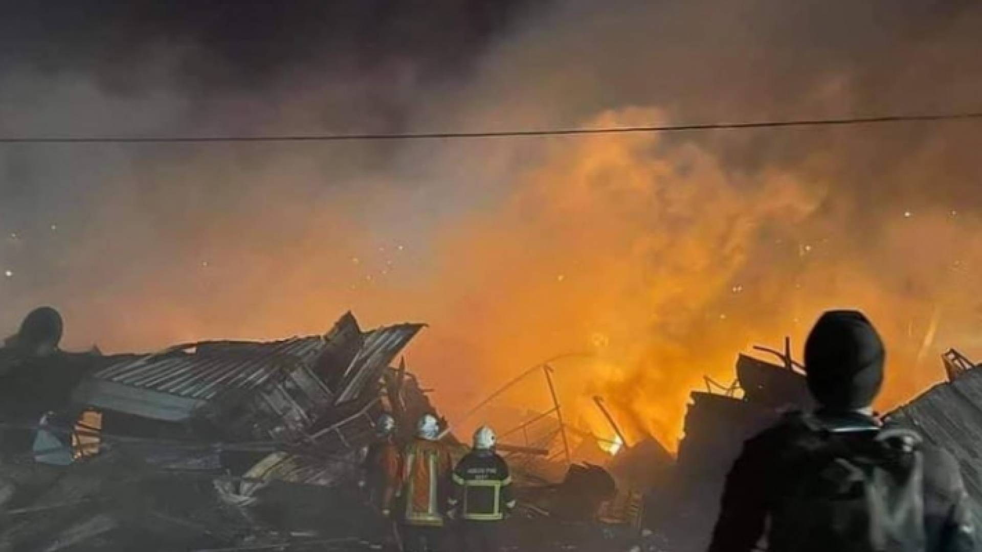 الحريق اندلع في ساعات الفجر