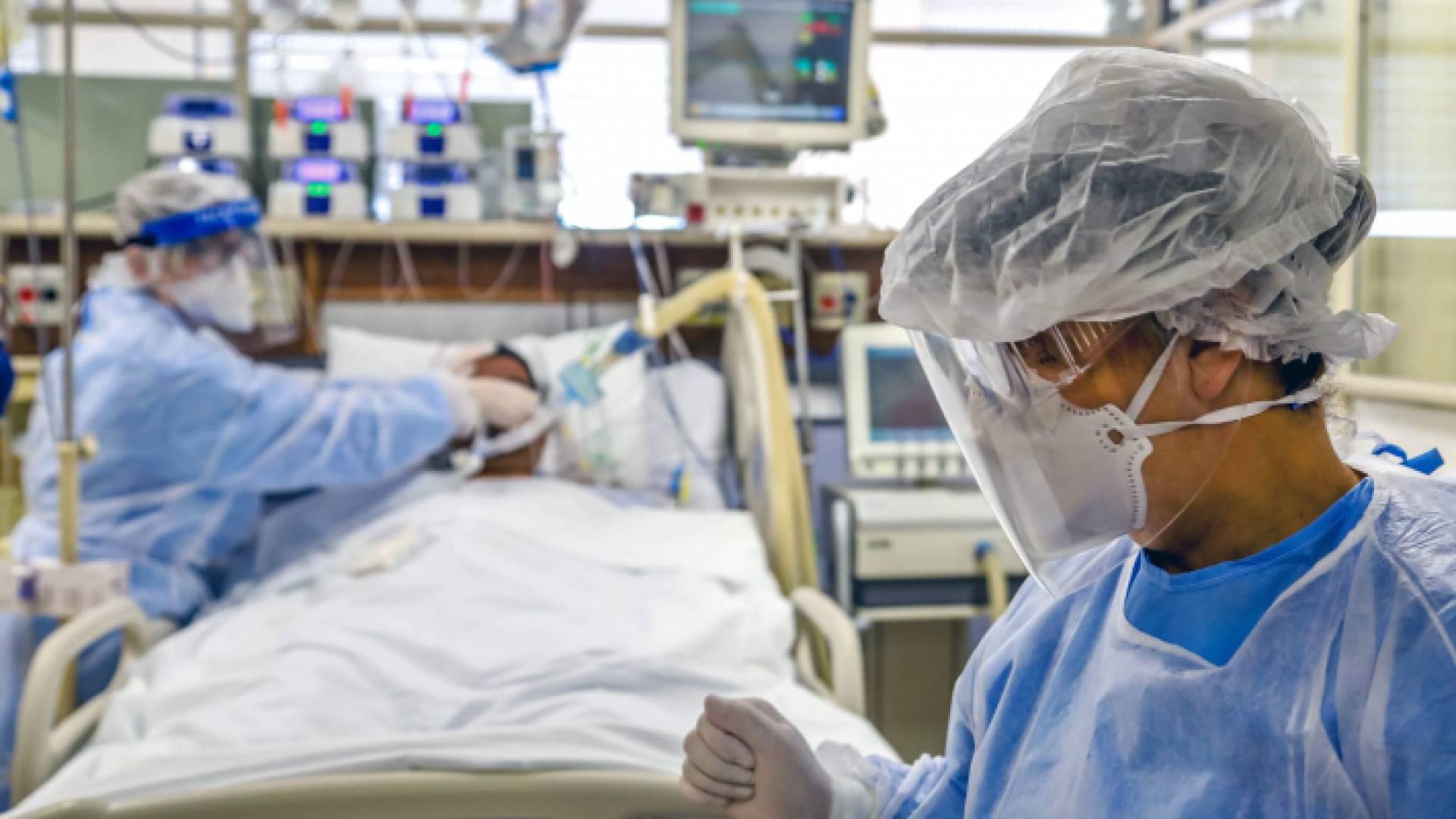 توصل الأطباء إلى أن كورونا له مضاعفات على الكلى، بالإضافة إلى الرئة