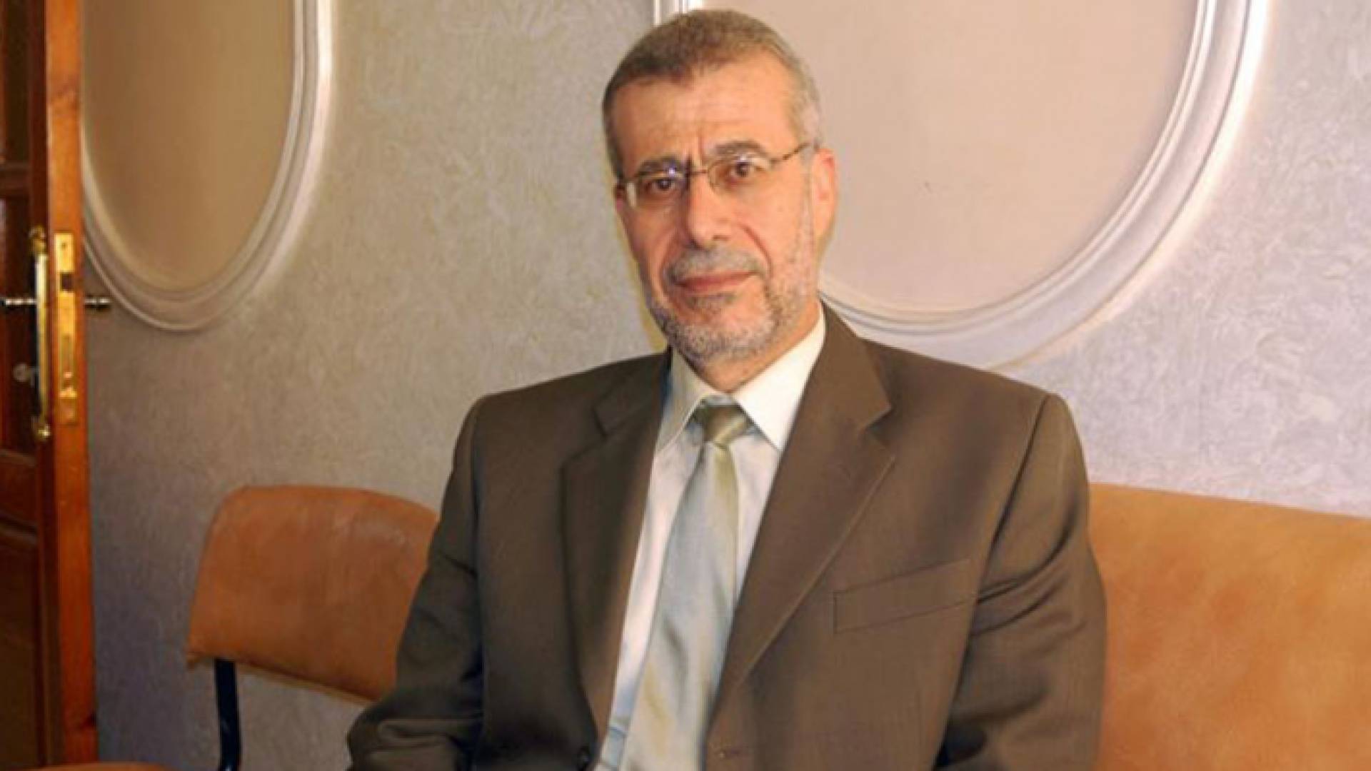 الأسير المحرر والمحاضر الجامعي البروفيسور عصام الأشقر