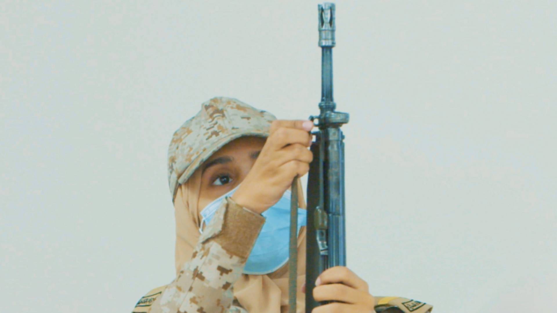 مجندة في الجيش السعودي