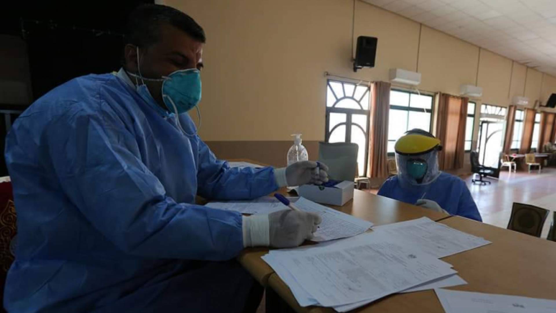 الصحة الفلسطينية: 14 وفاة و1585 إصابة جديدة بكورونا