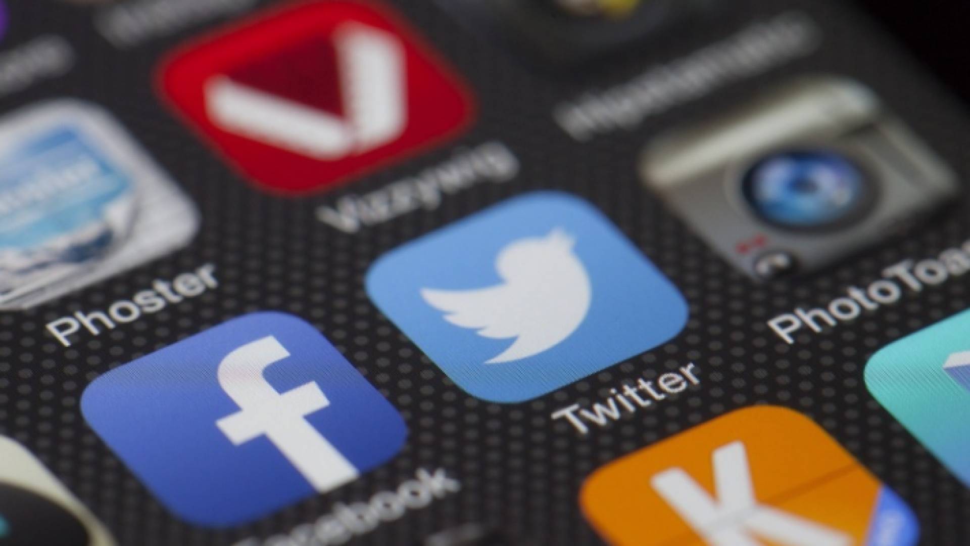 عاصفة إلكترونية تطالب بسحب تعديلات أنظمة الإعلام في الأردن