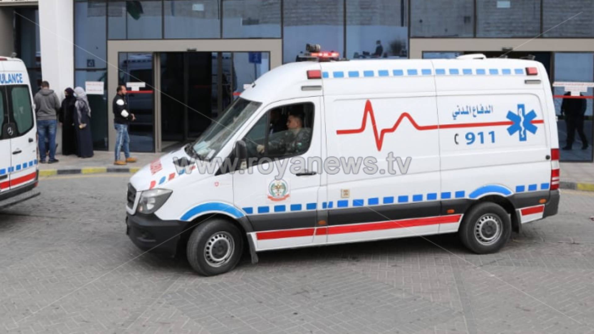 سيارة اسعاف - ارشيفية