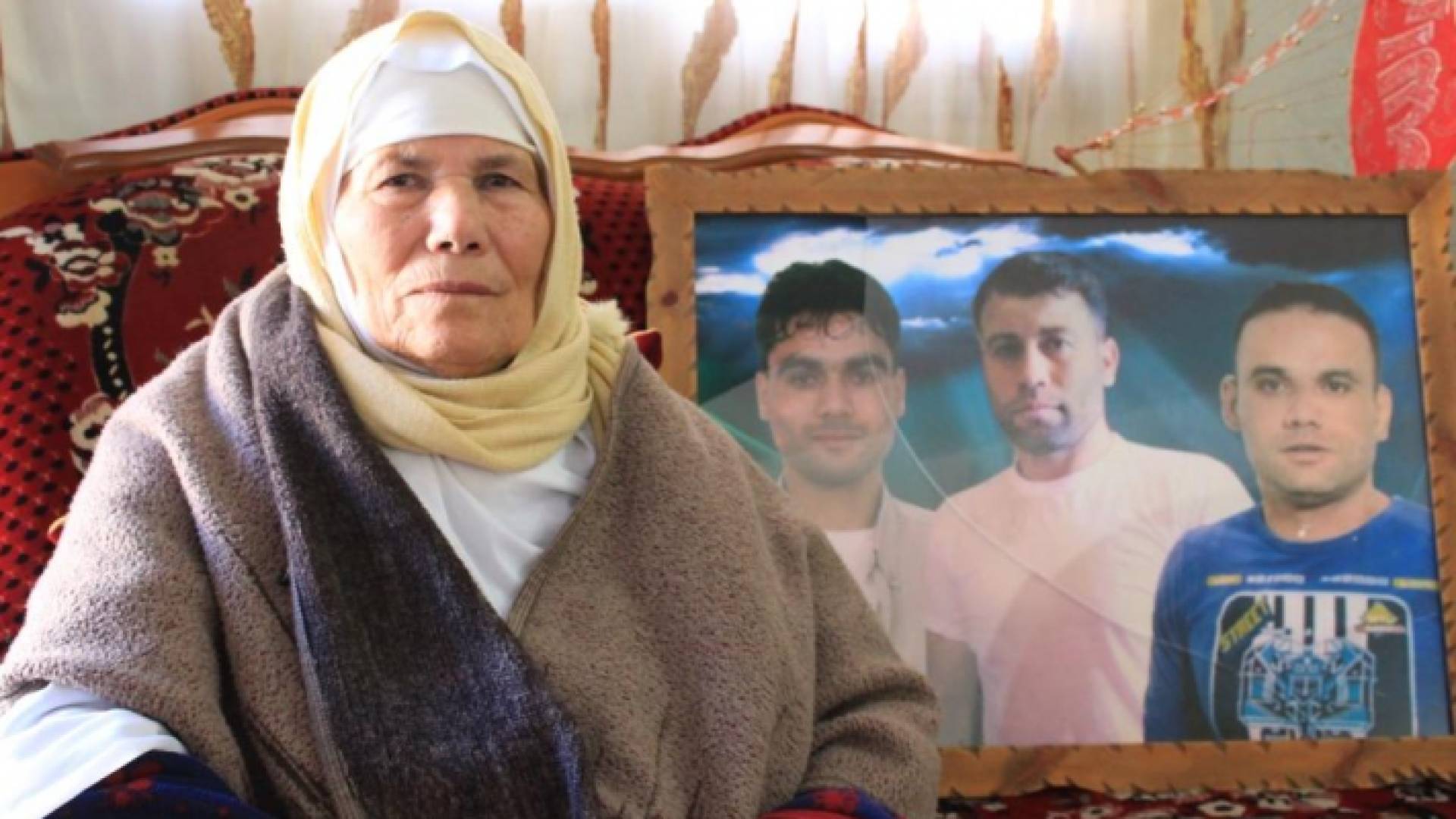 والدة "أمير أسرى الجهاد" محمود عبد الله العارضة